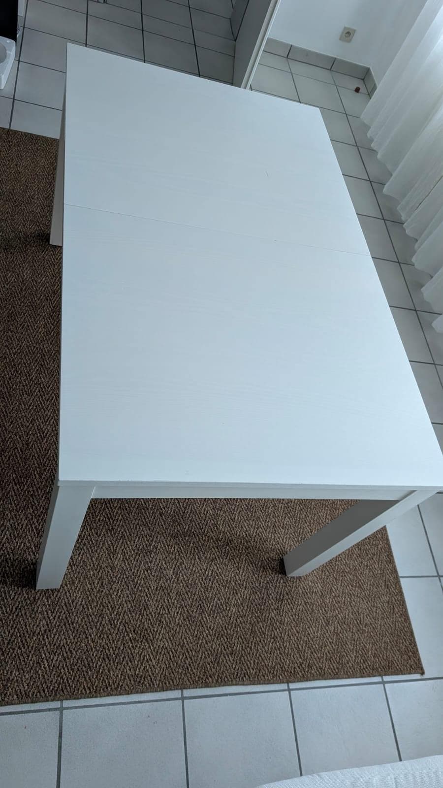 BJURSTA extendable table, white