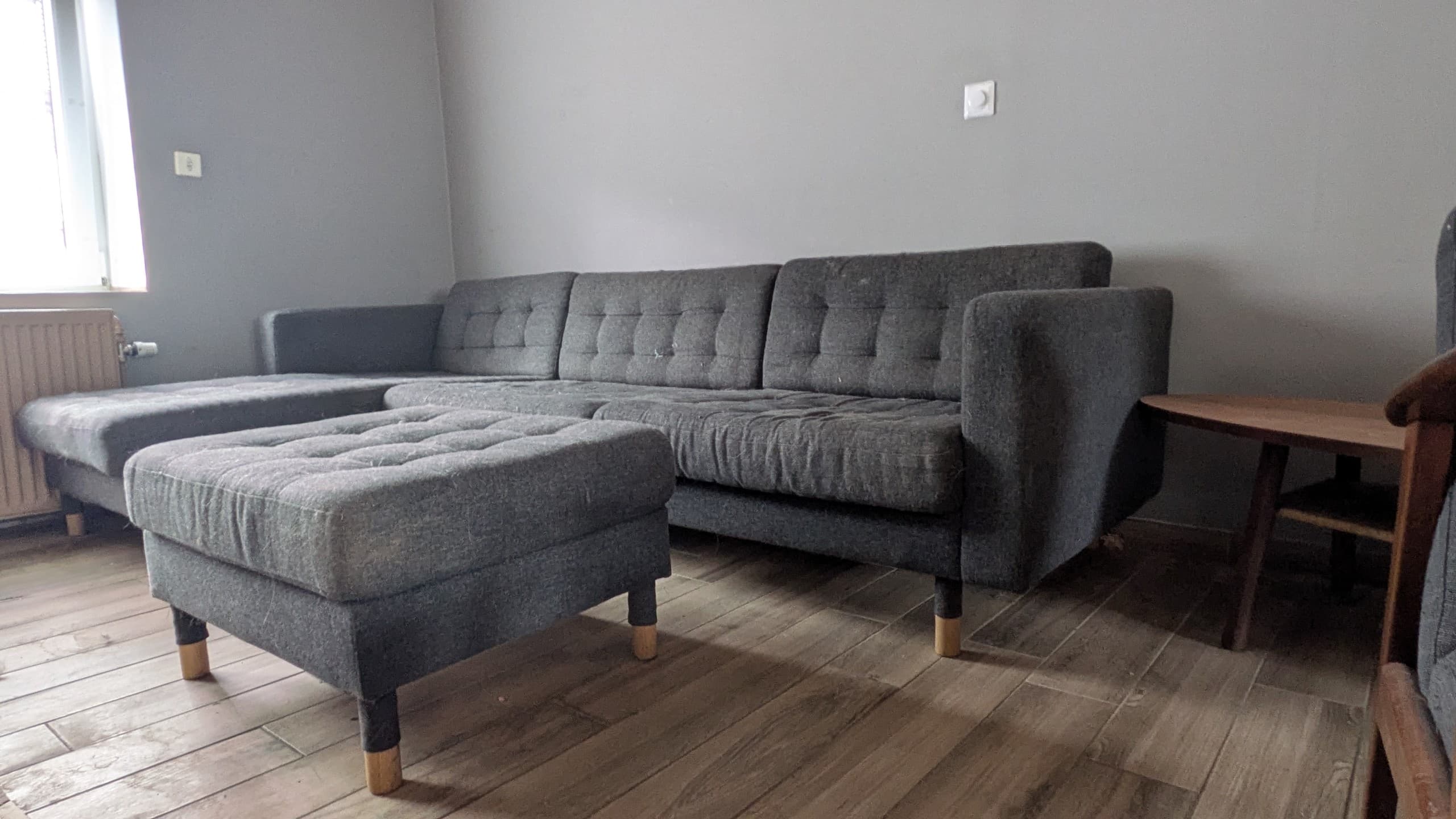 LANDSKRONA 3-zitsbank, met chaise longue/Gunnared donkergrijs/hout