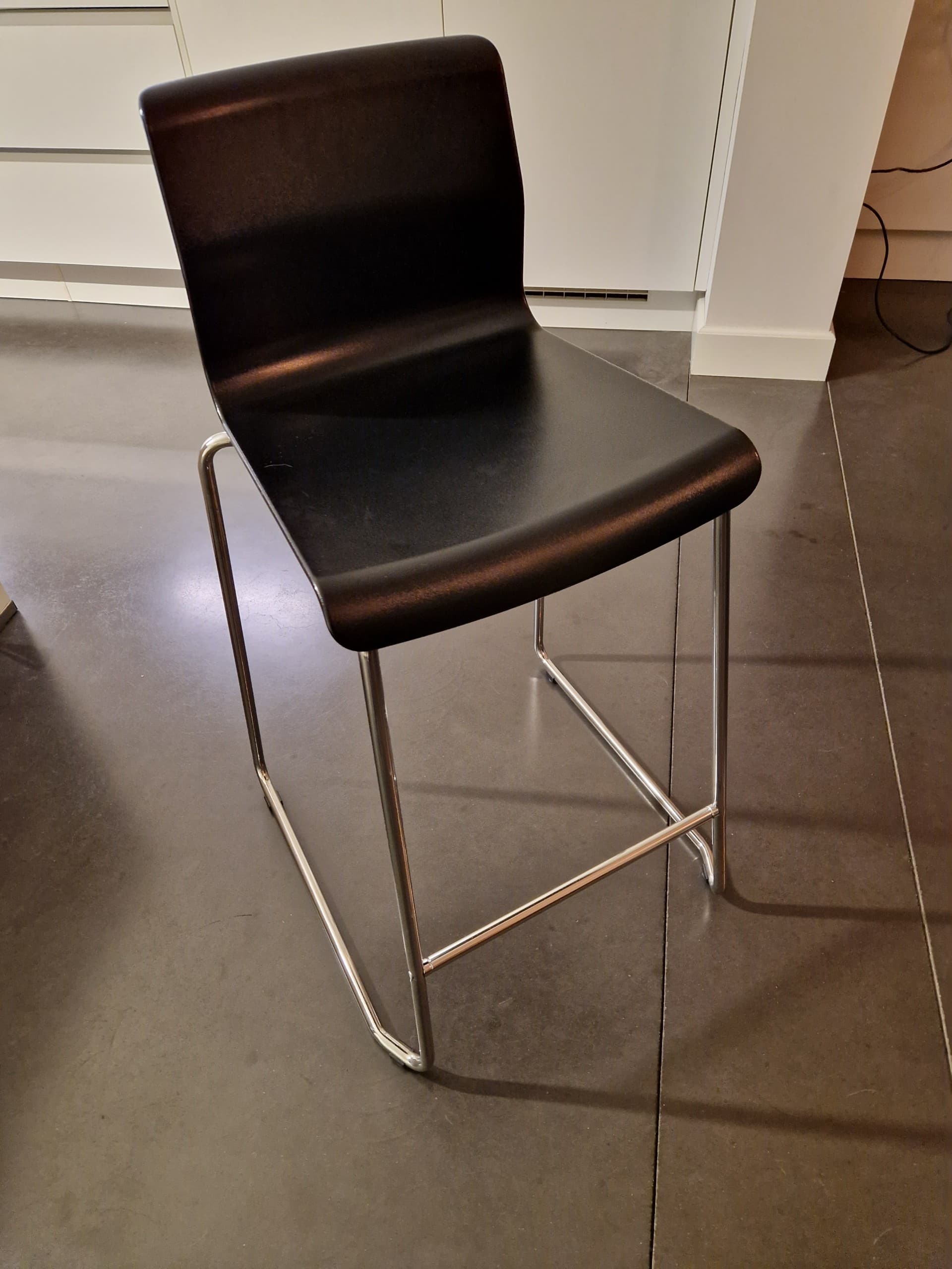 GLENN barkruk, bladhoogte wit/verchroomd, 66 cm