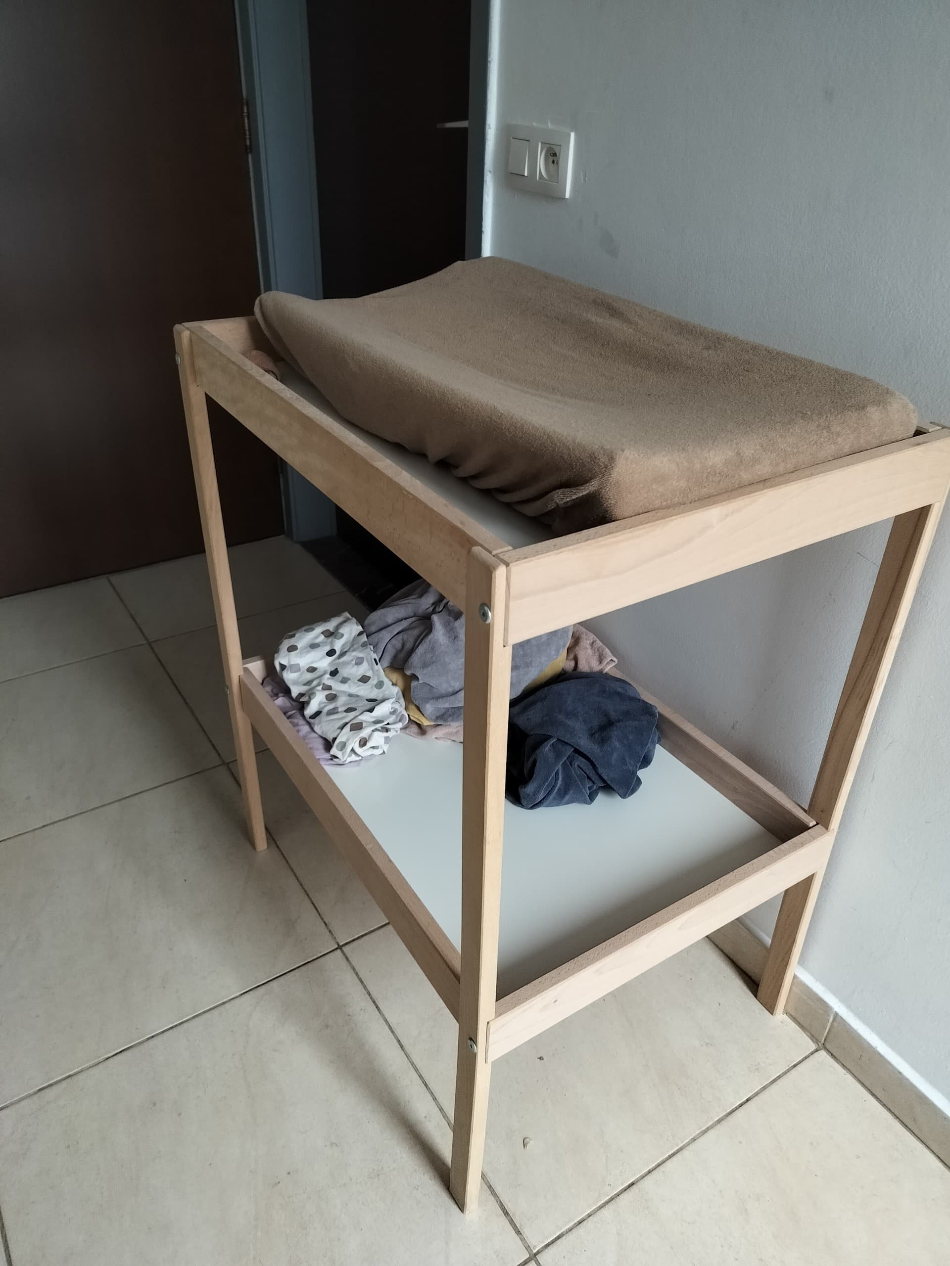 SNIGLAR changing table, beech/white, 53x72x87 cm