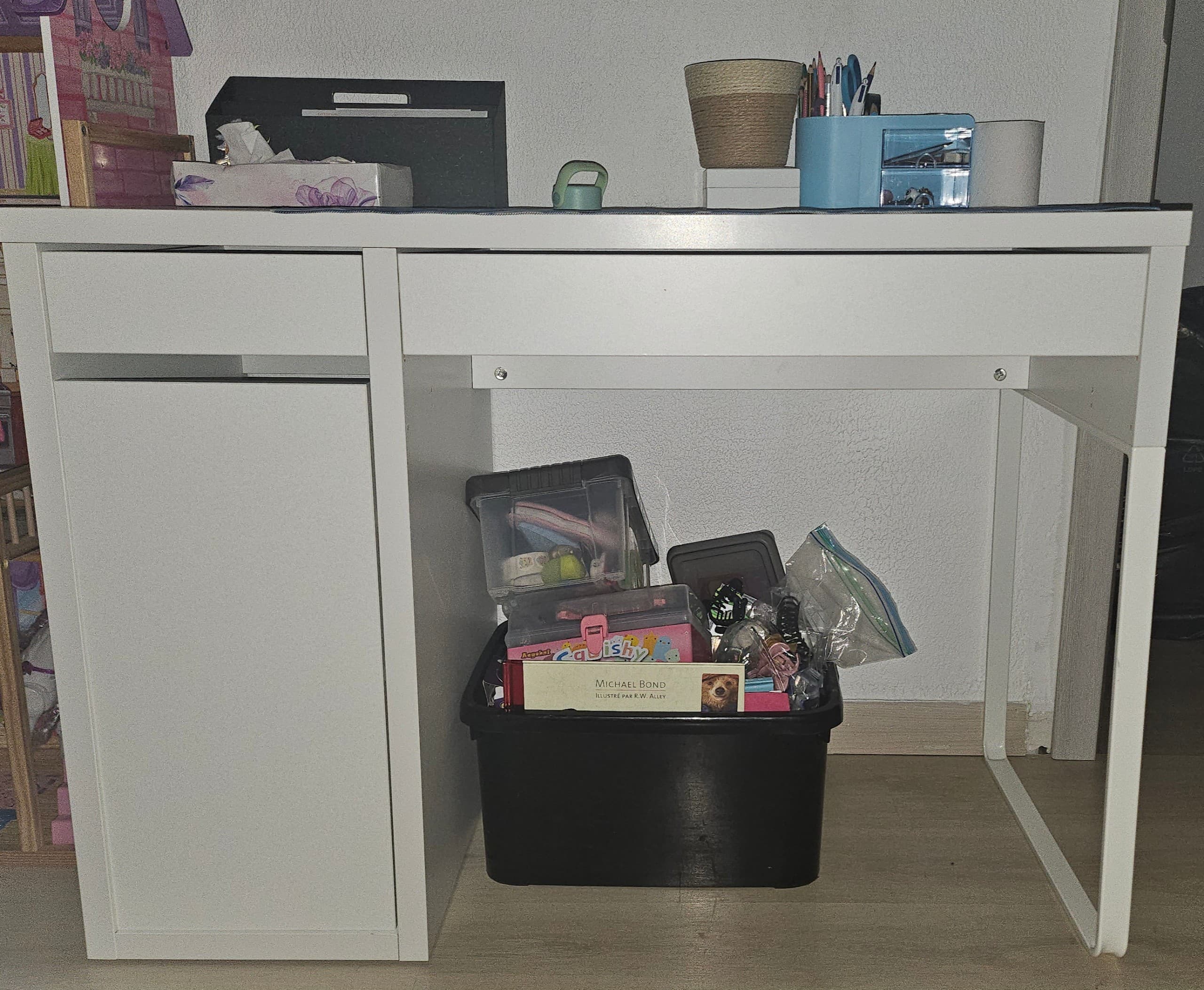 MICKE Bureau, wit, 105x50 cm. Koop hier