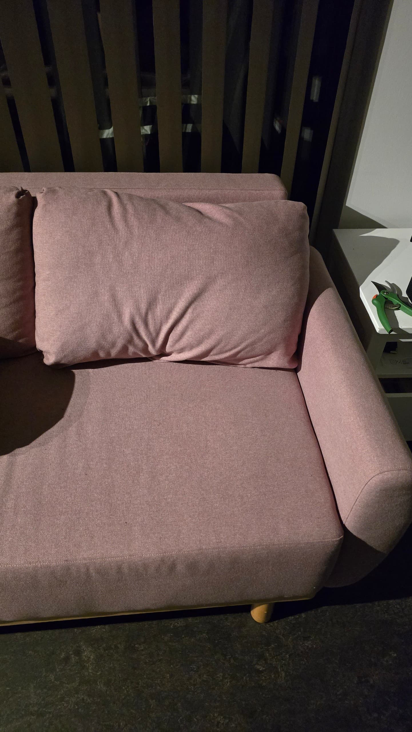 GRUNNARP 3-seat sofa-bed, Gunnared light brown-pink