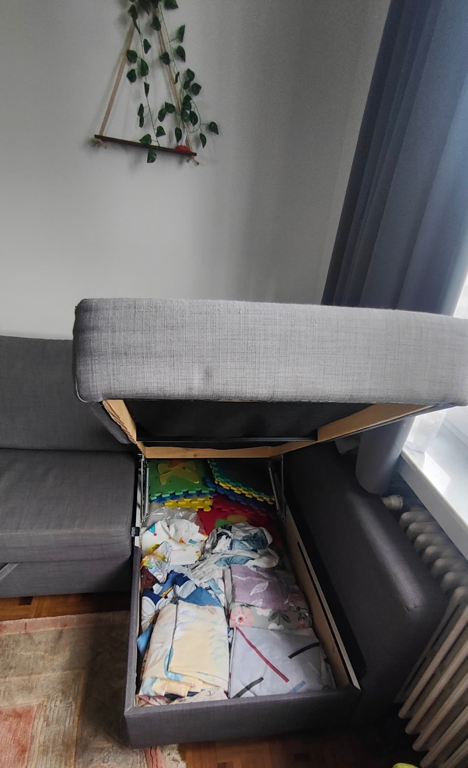 FRIHETEN SOFA hoekslaapbank met opberger, Skiftebo donkergrijs