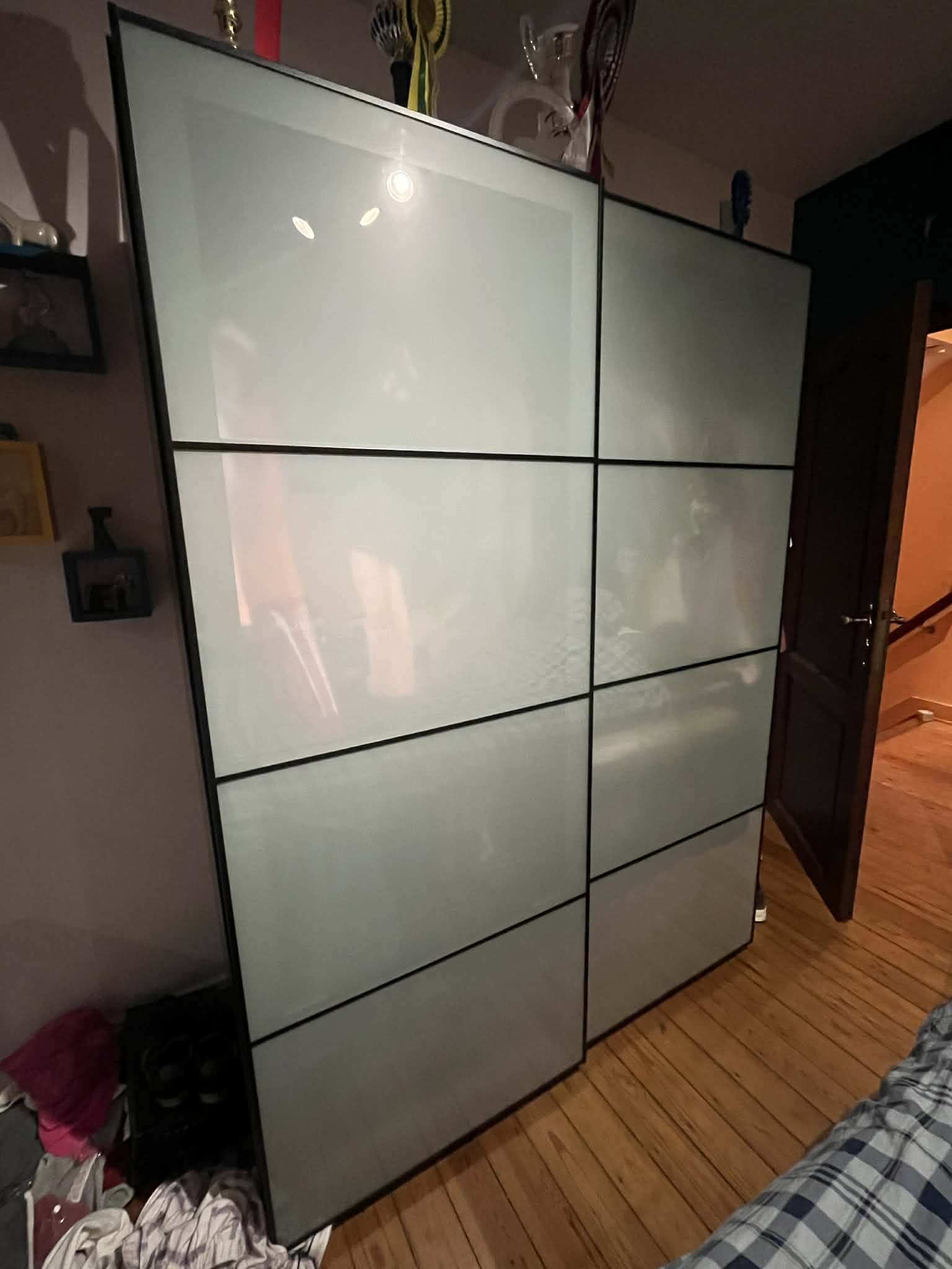 PAX / MEHAMN kledingkast met schuifdeuren, donkergrijs/tweezijdig lichtgroen, 200x66x201 cm