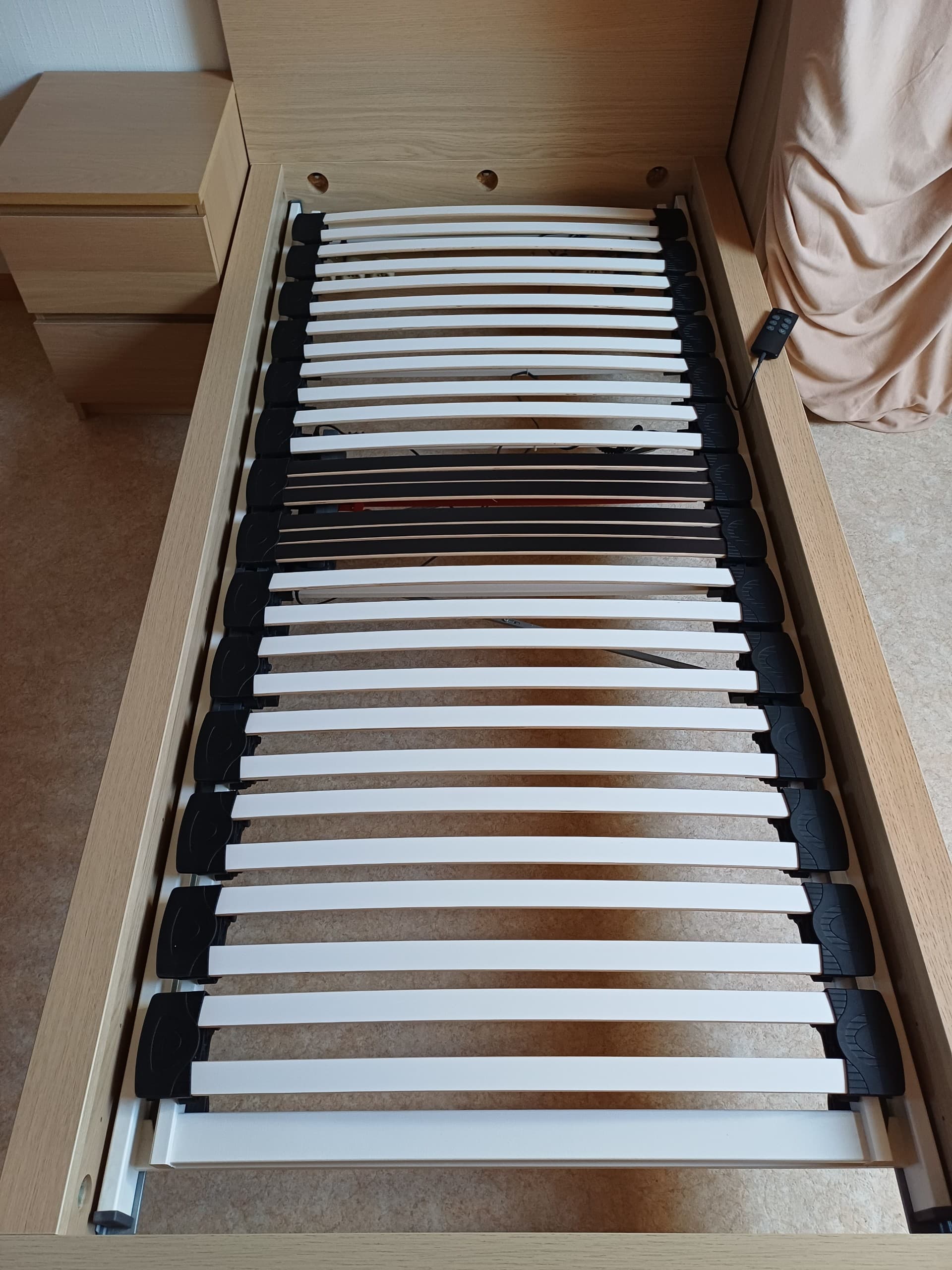LATTENBODEM ELEKTRIS
