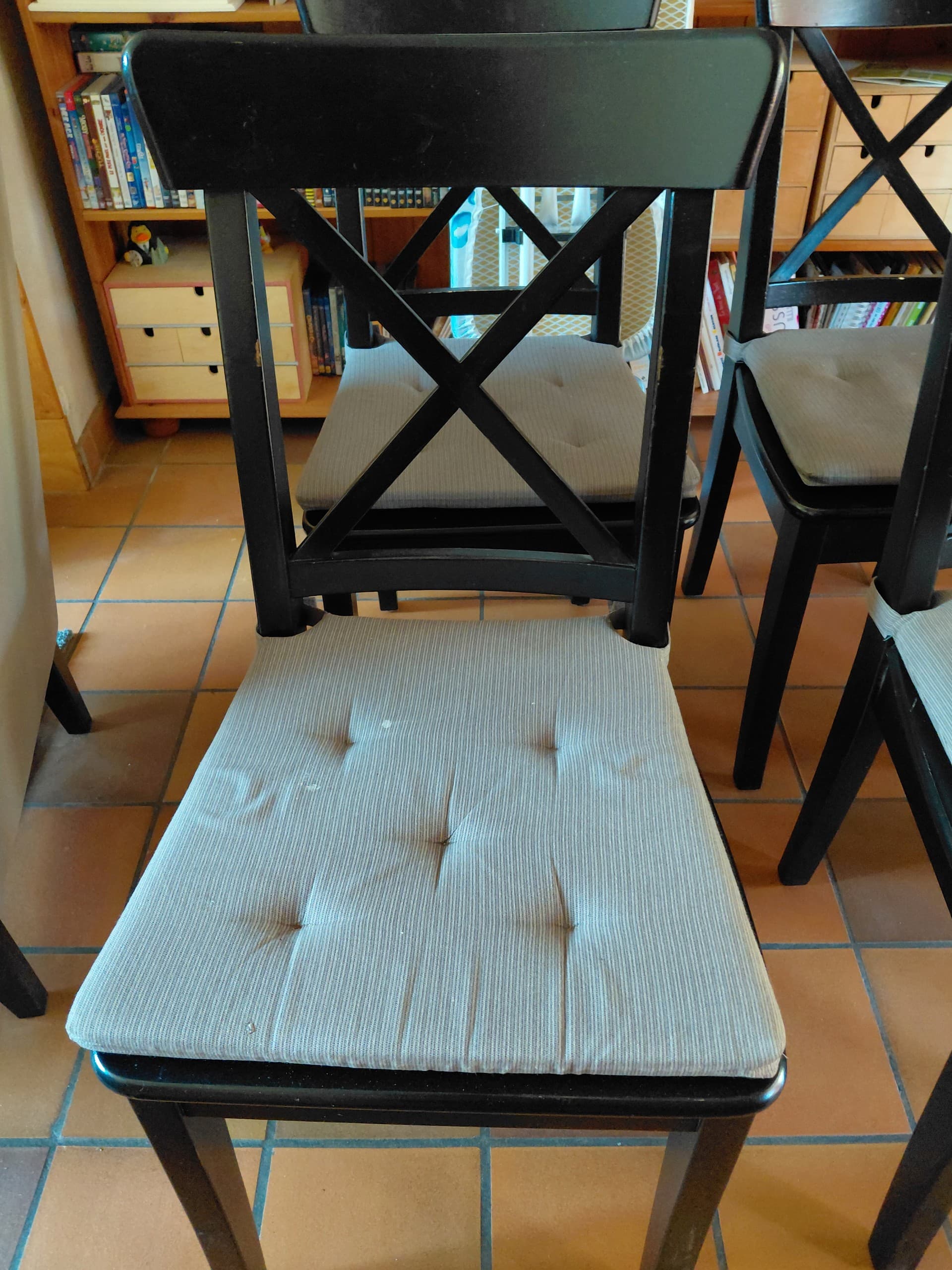 6 CHAISES + COUSSINS