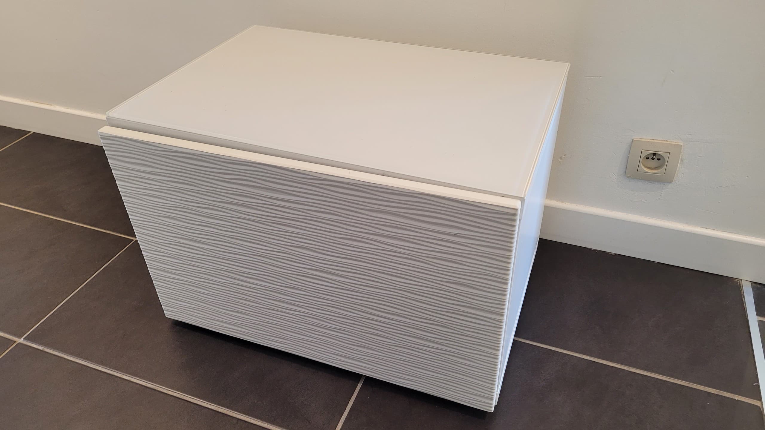BESTÅ kastencombinatie voor wandmontage, wit/Hanviken, 60x42x38 cm