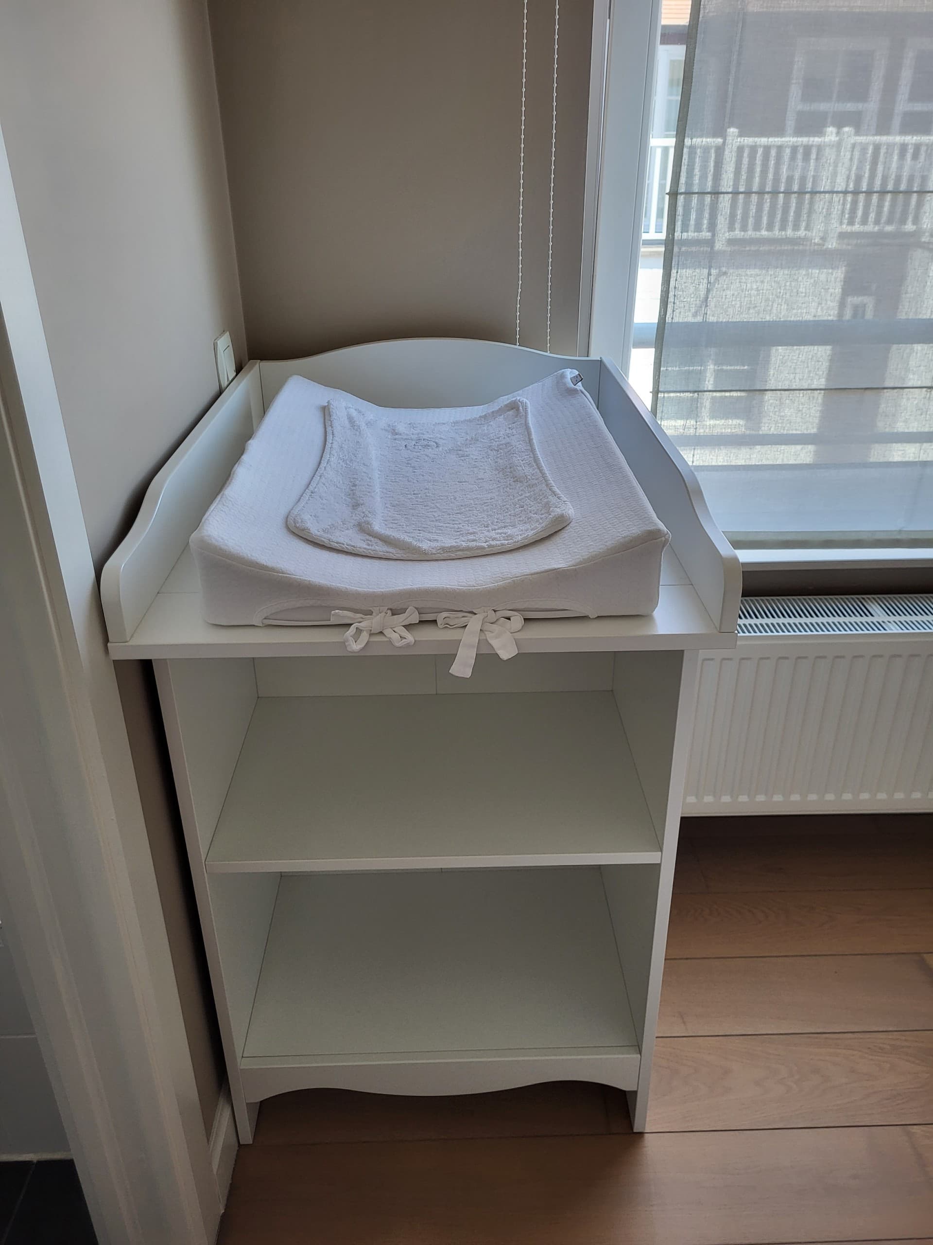 SMÅGÖRA changing table/bookshelf, white, 60x81x103 cm