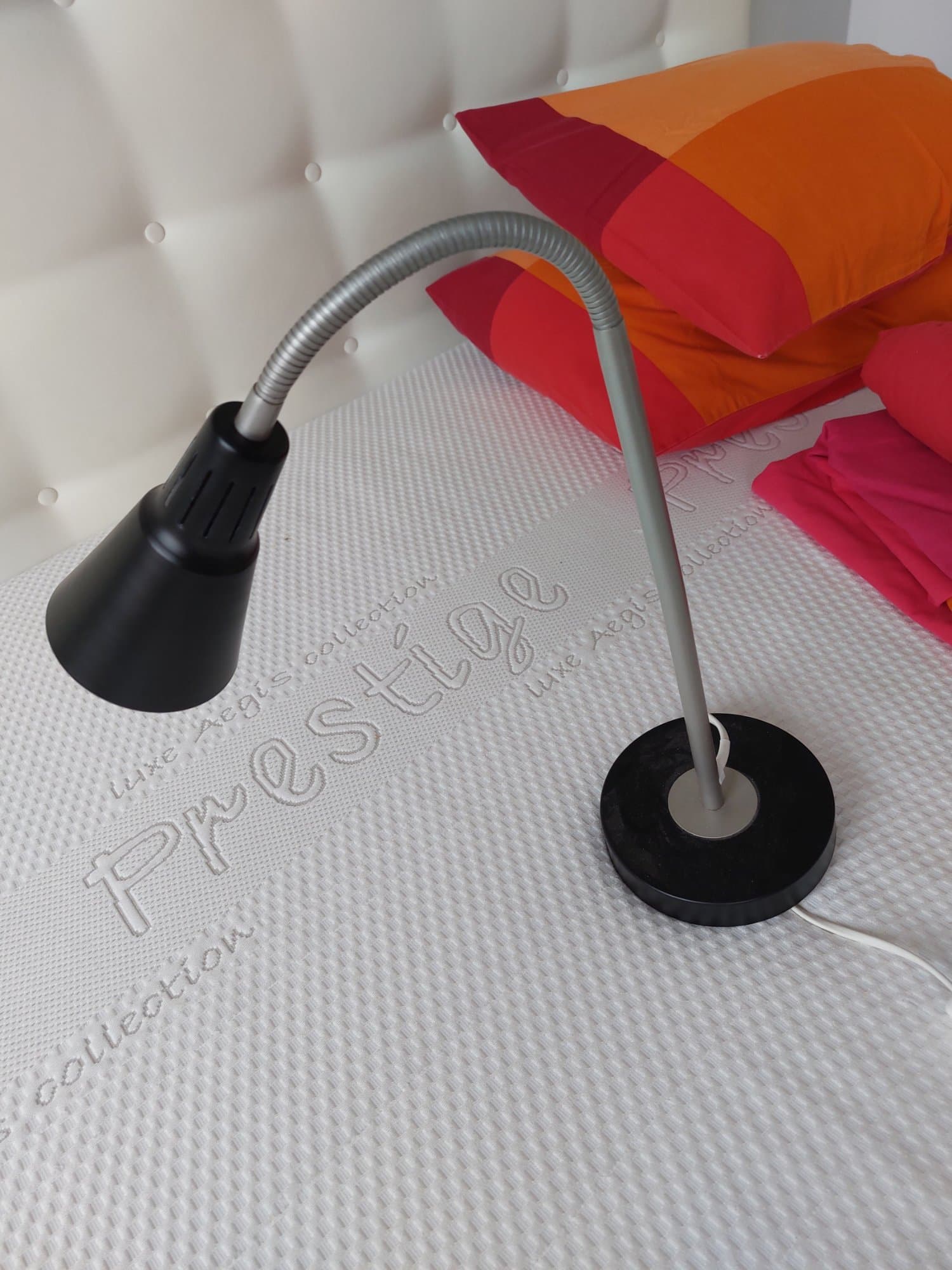 NÄVLINGE led-bureaulamp, zwart
