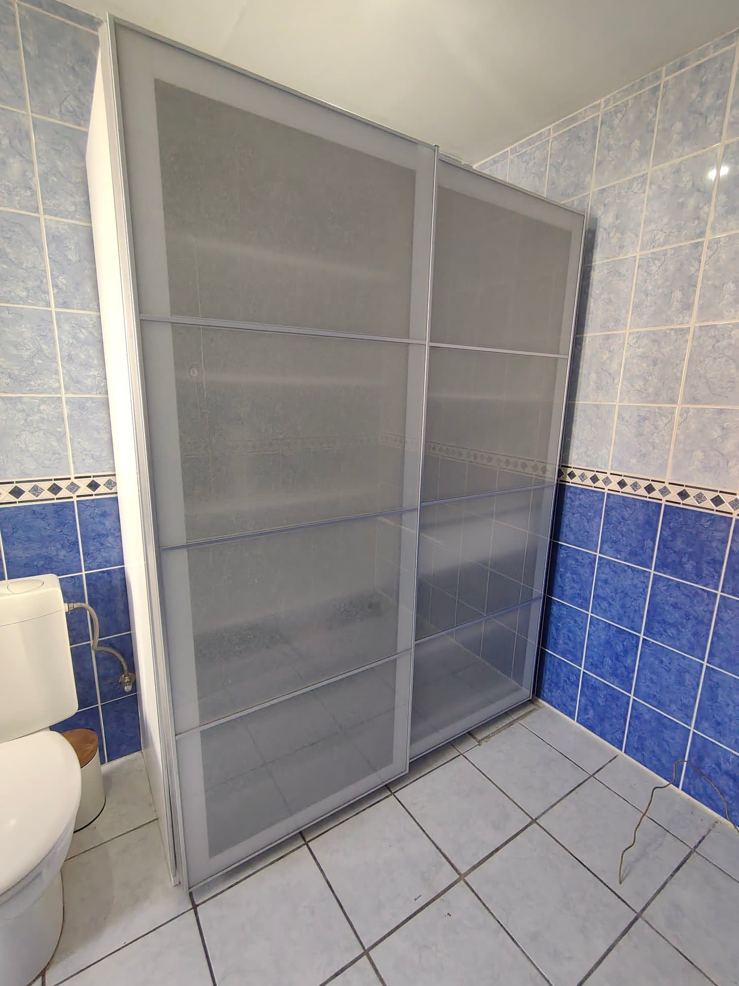 KLEPPSTAD wardrobe with sliding doors, white, 117x55x176 cm