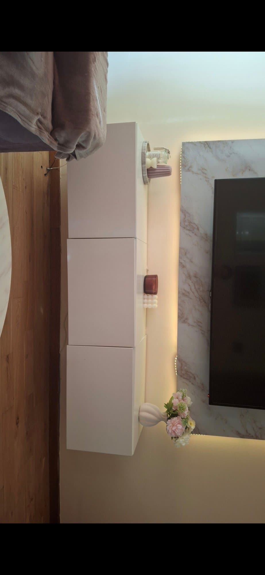BESTÅ MEUBLE TV banc TV avec portes, blanc/Timmerviken blanc