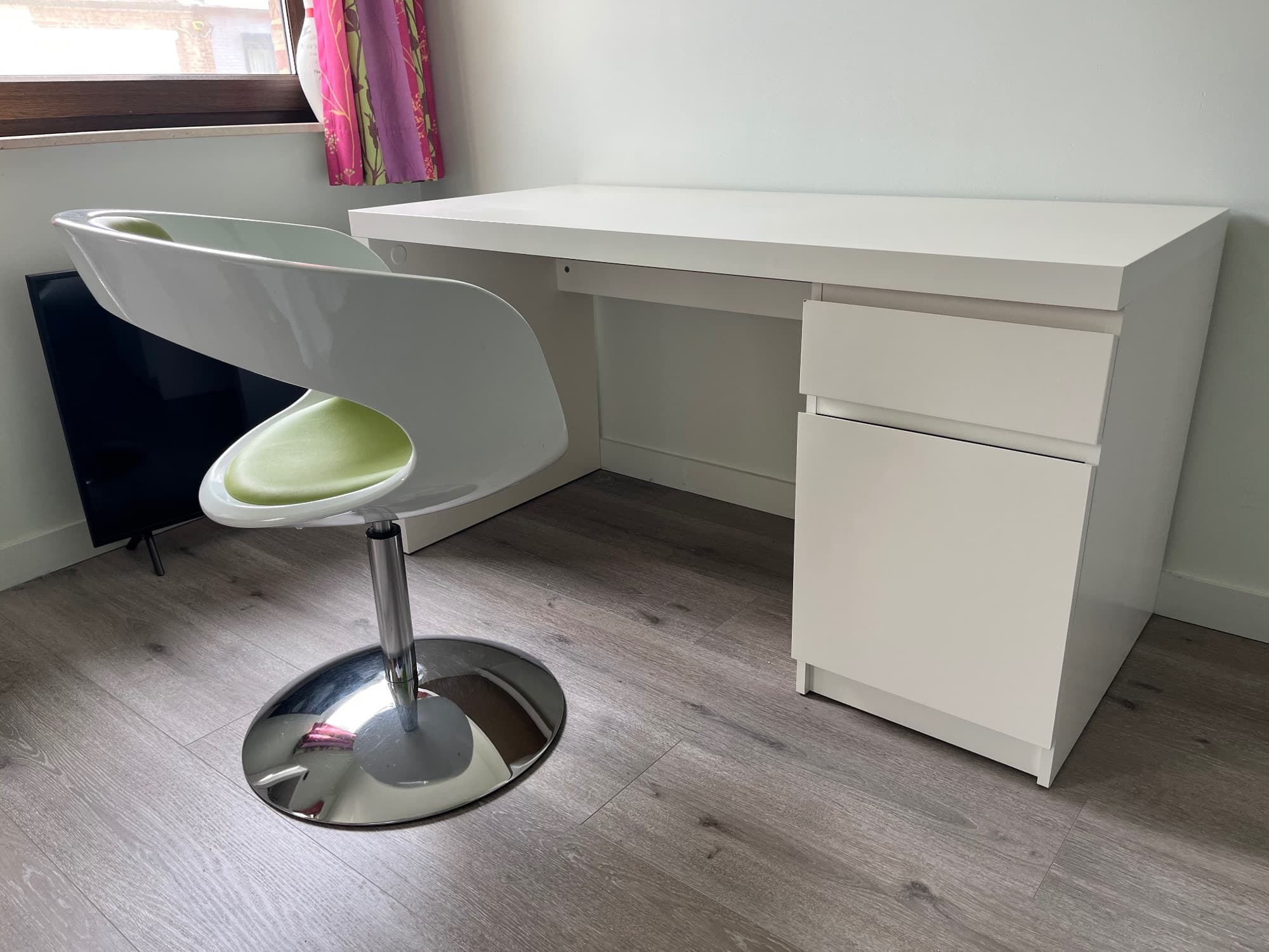 BUREAU IKEA