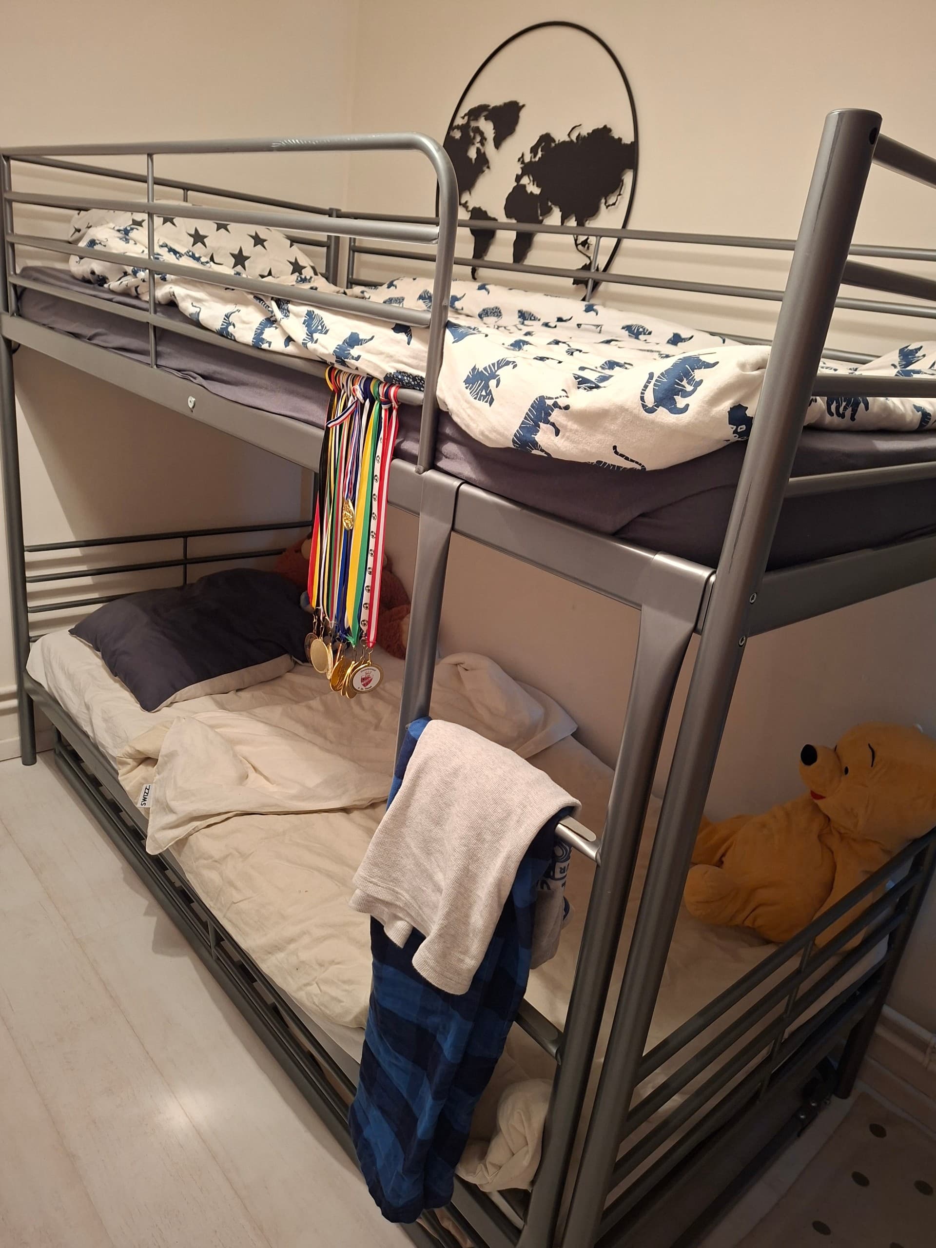 STAPELBED 3 PERSONEN