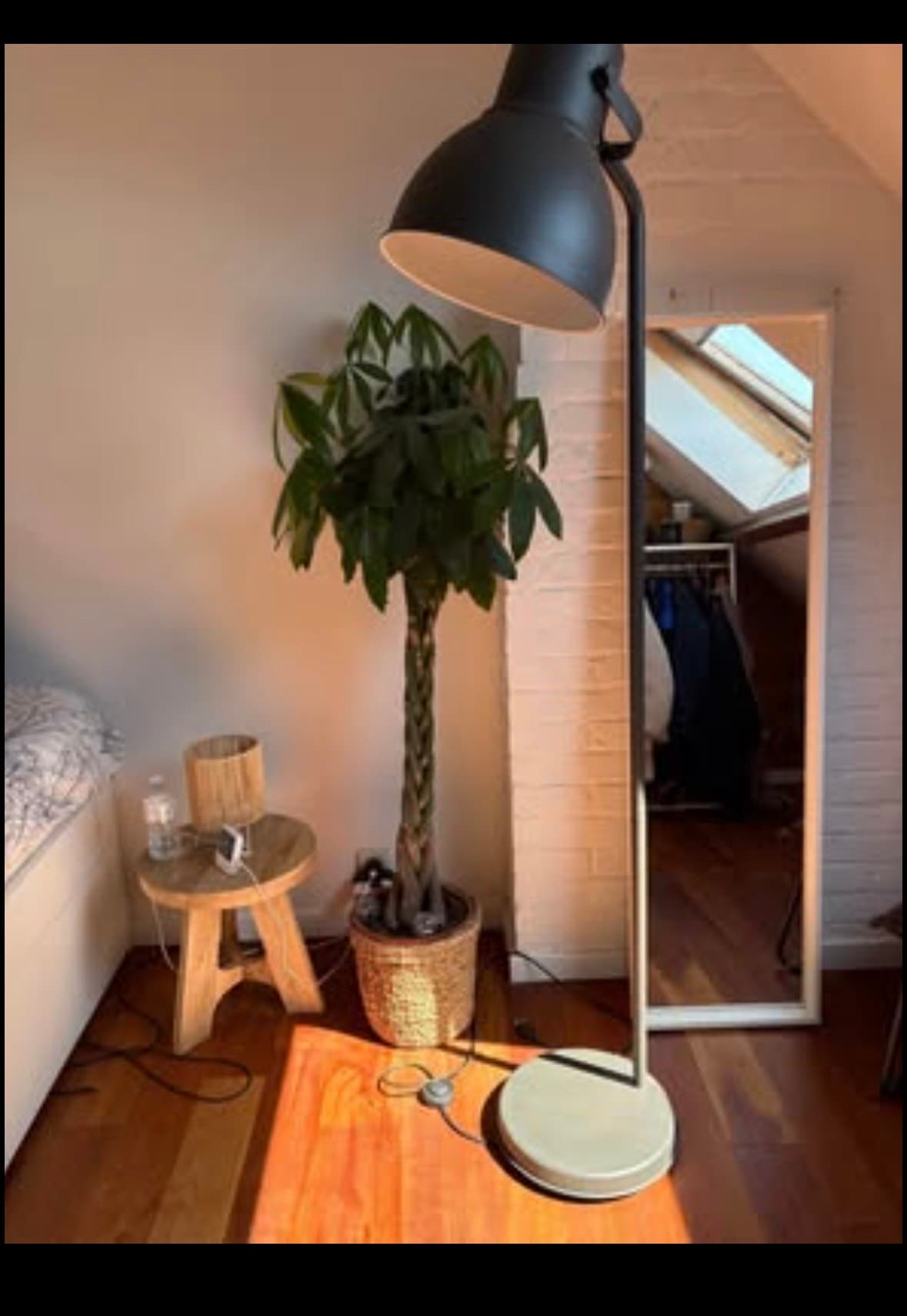 HEKTAR Lampadaire, gris foncé