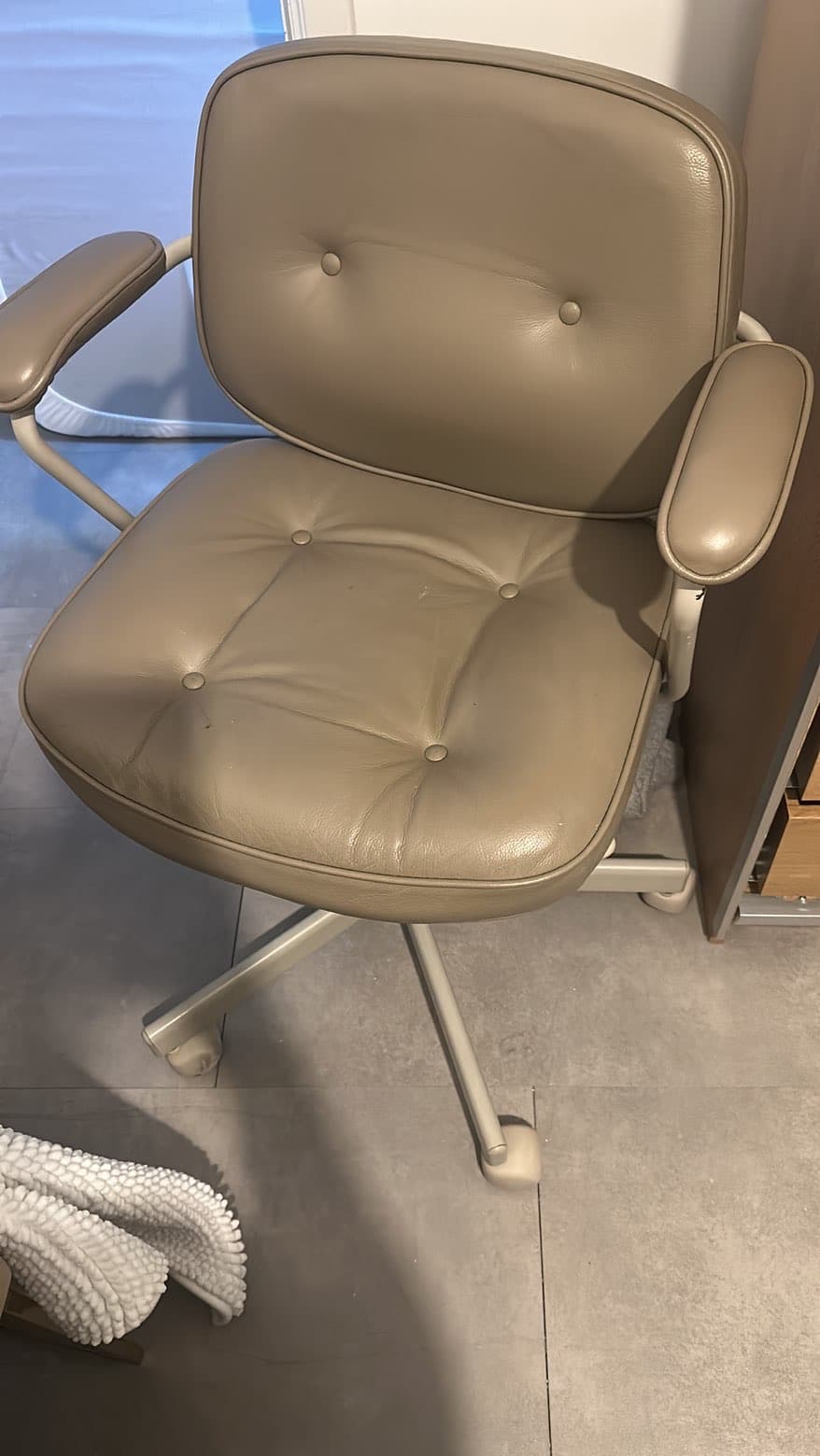 ALEFJÄLL office chair, Grann beige