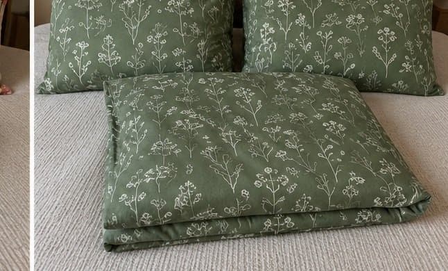 DAGGBJÖRNBÄR duvet cover and 2 pillowcases, dark green/floral pattern, 240x220/50x60 cm