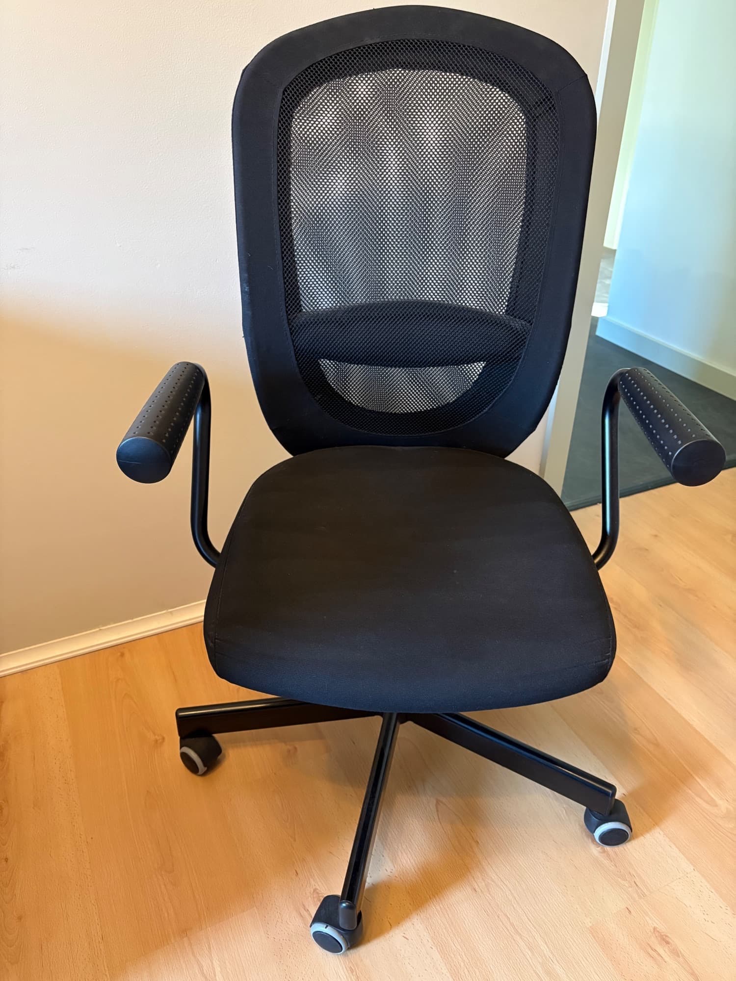FLINTAN office chair with armrests, black