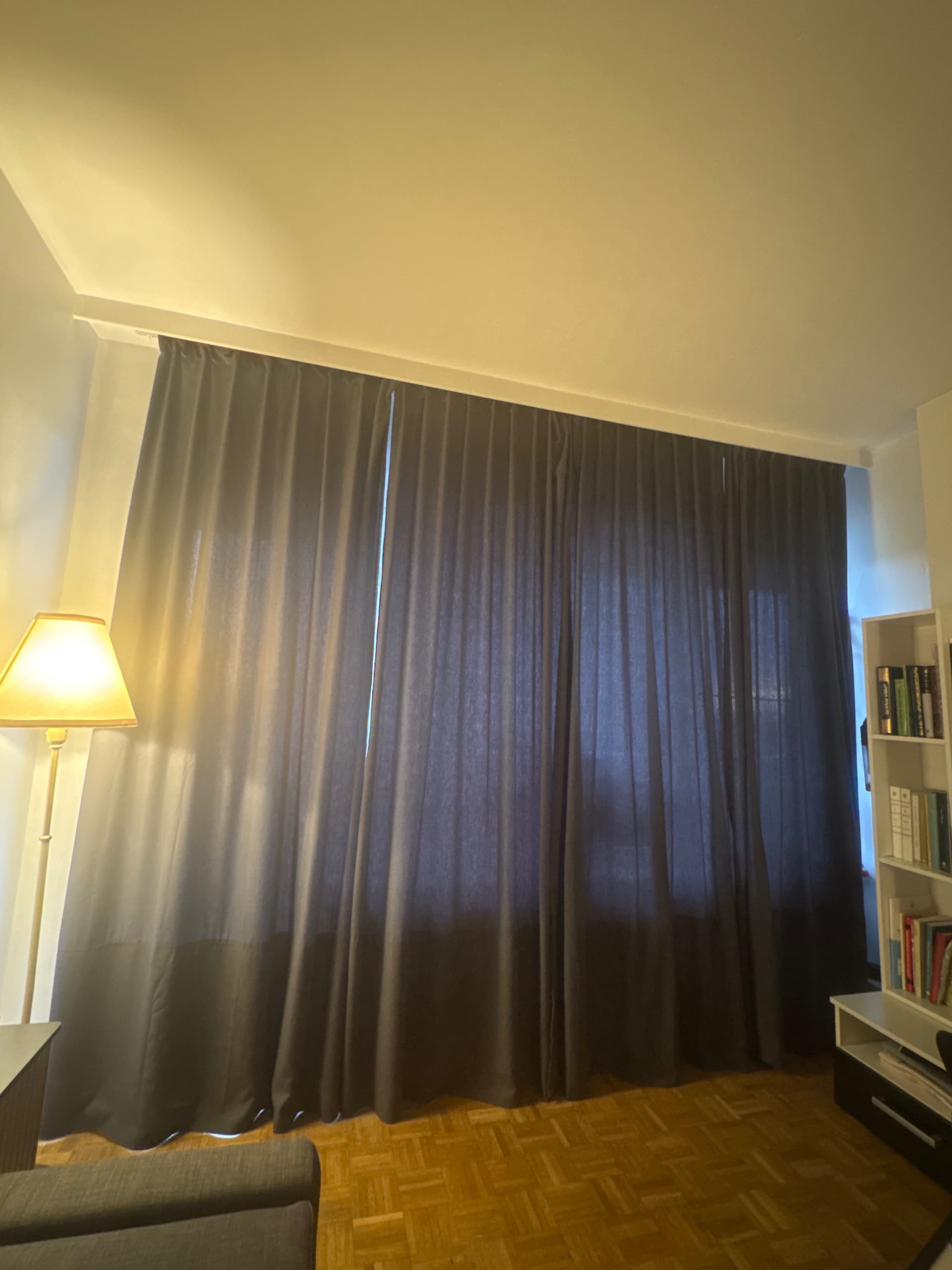 GINSTMOTT gordijnen, 1 paar, donkergrijs/met plooiband, 145x300 cm