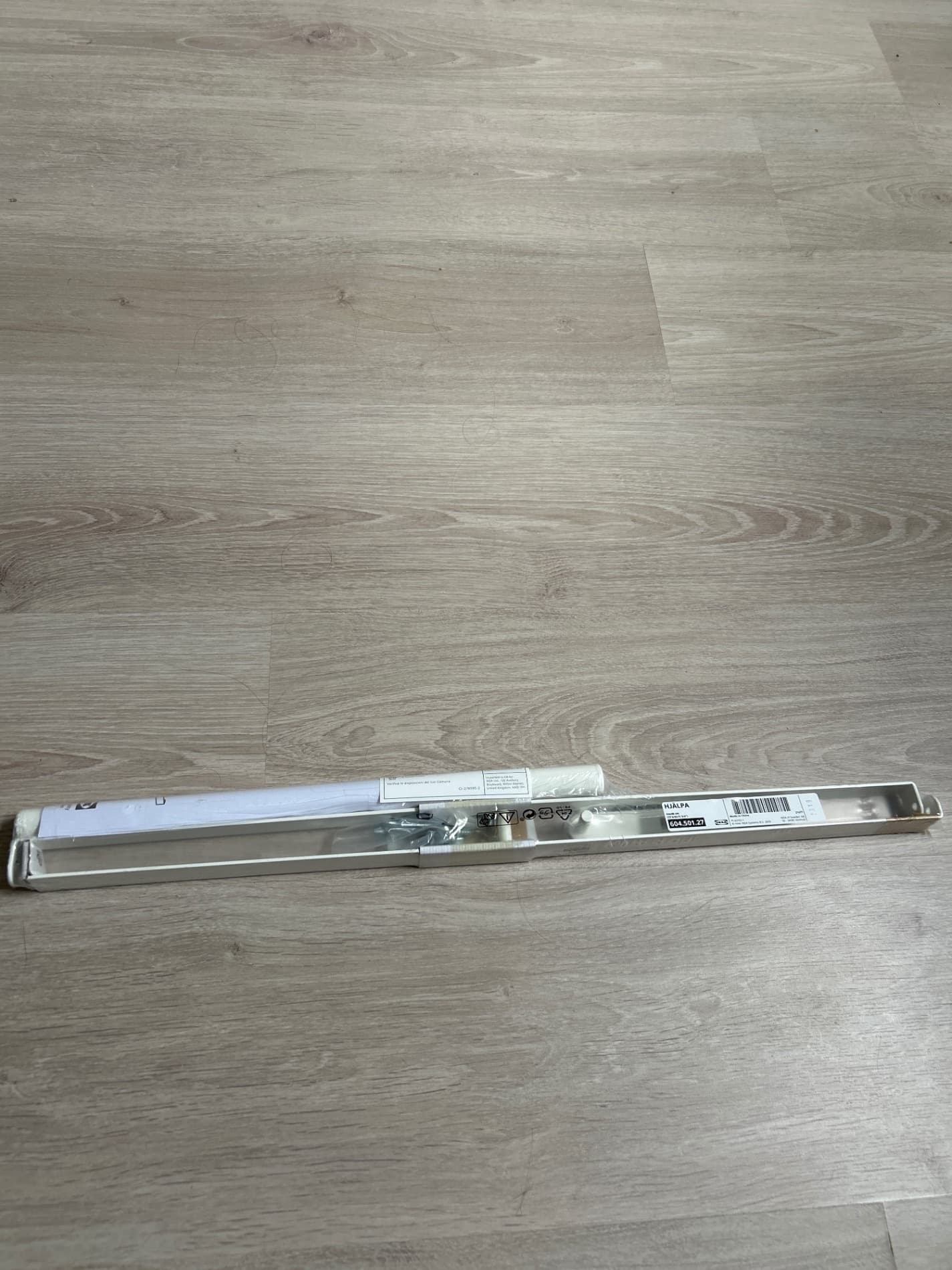 HJÄLPA clothes rail, white, 60x40 cm