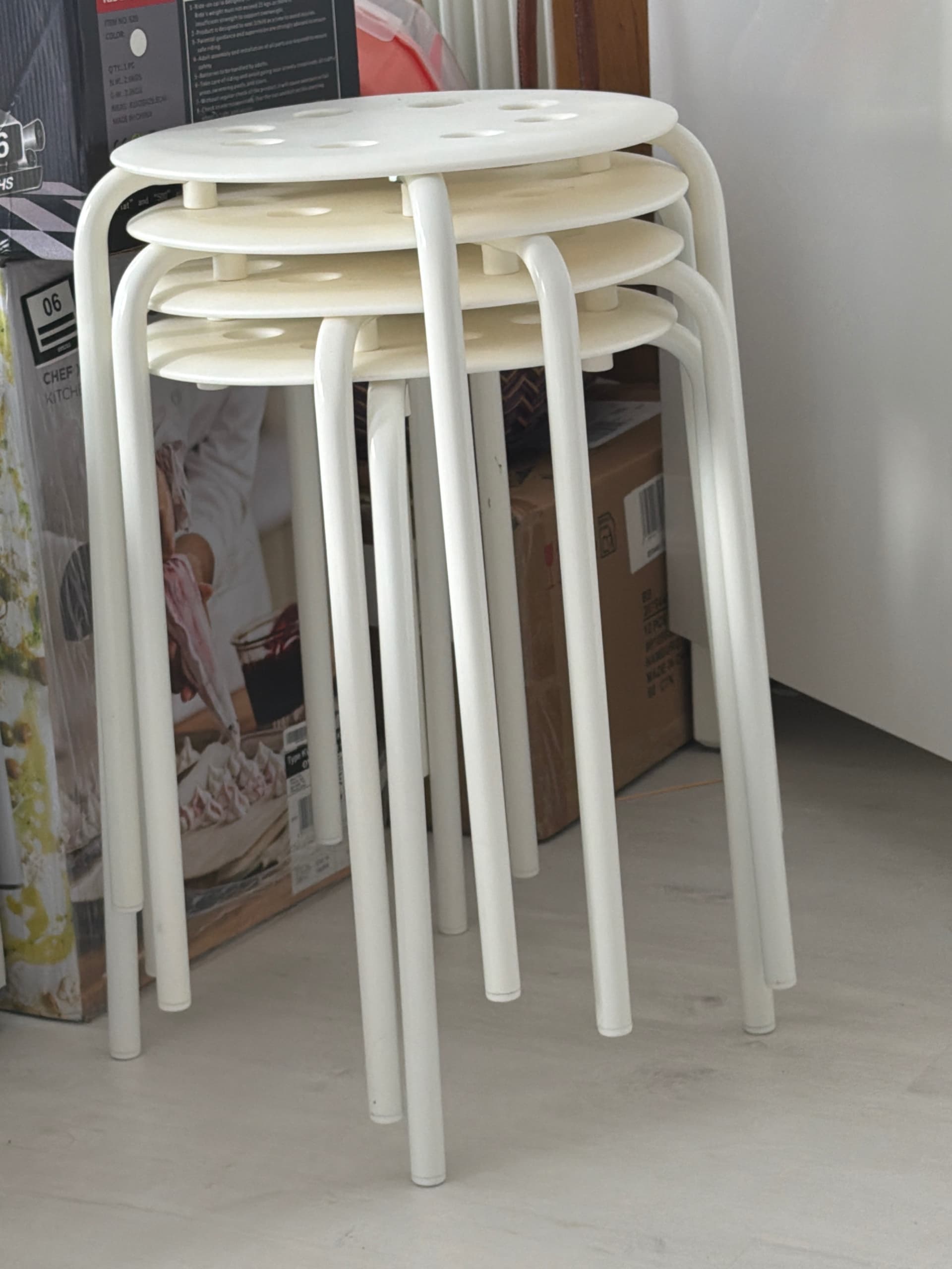 4 MARIUS STOELEN stool, white, 45 cm