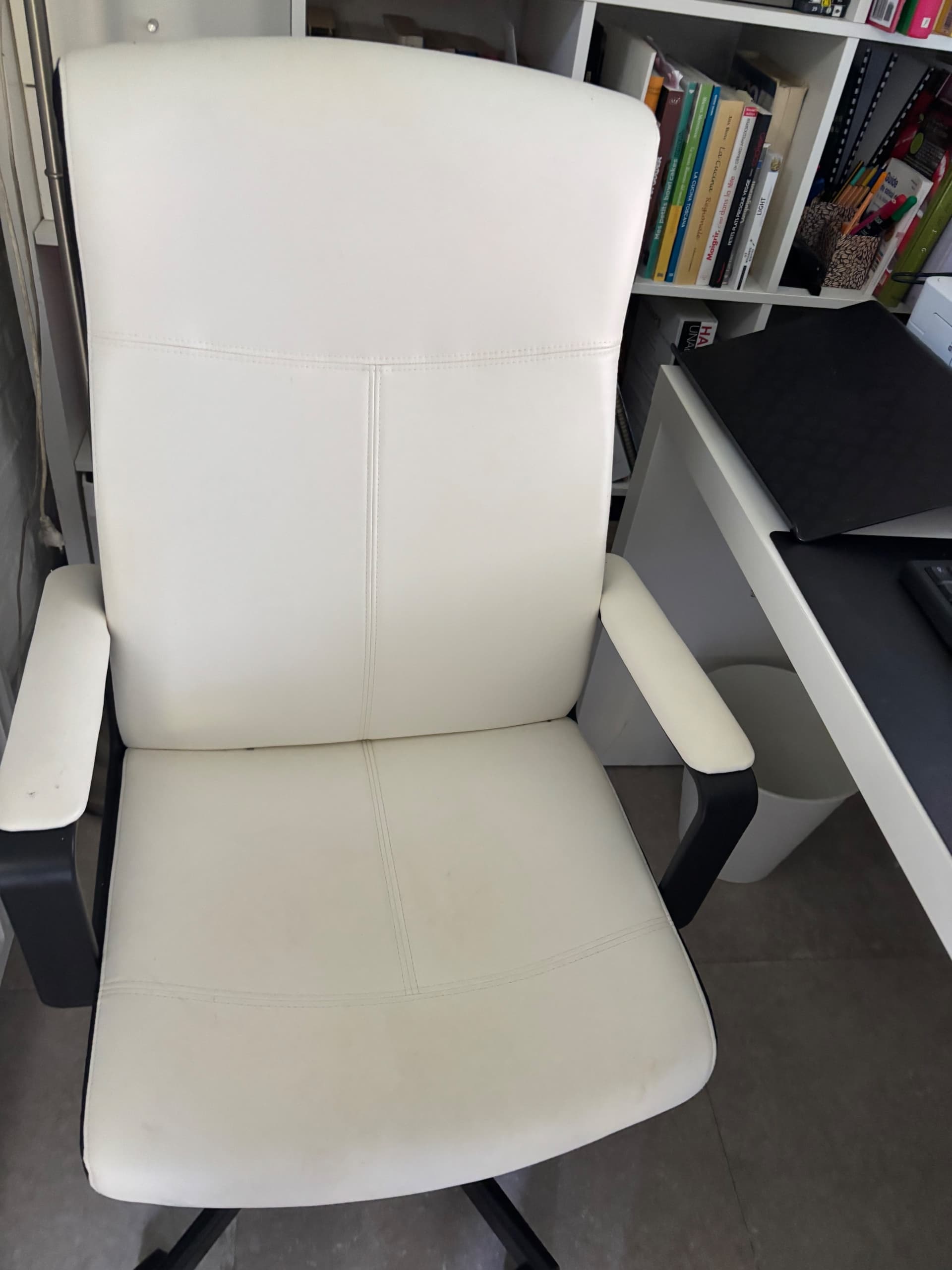 MILLBERGET swivel chair, Kimstad white