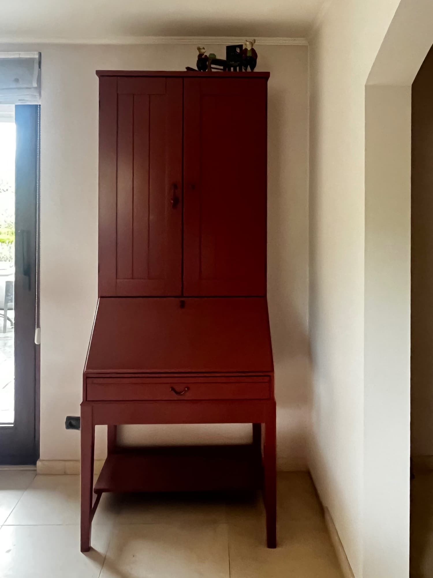 SECRETAIRE HEMNES