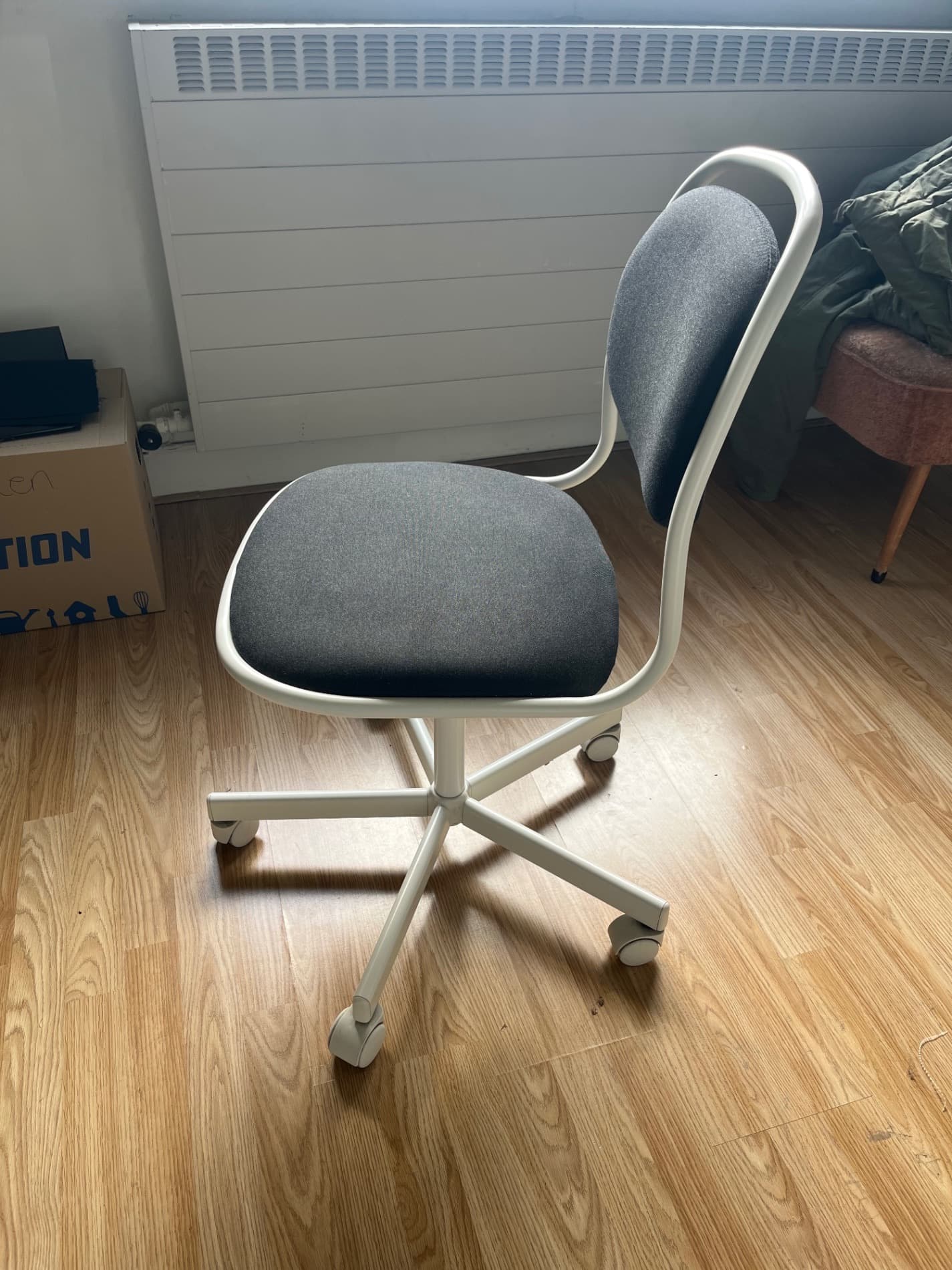 ÖRFJÄLL children's desk chair, white/Vissle dark grey