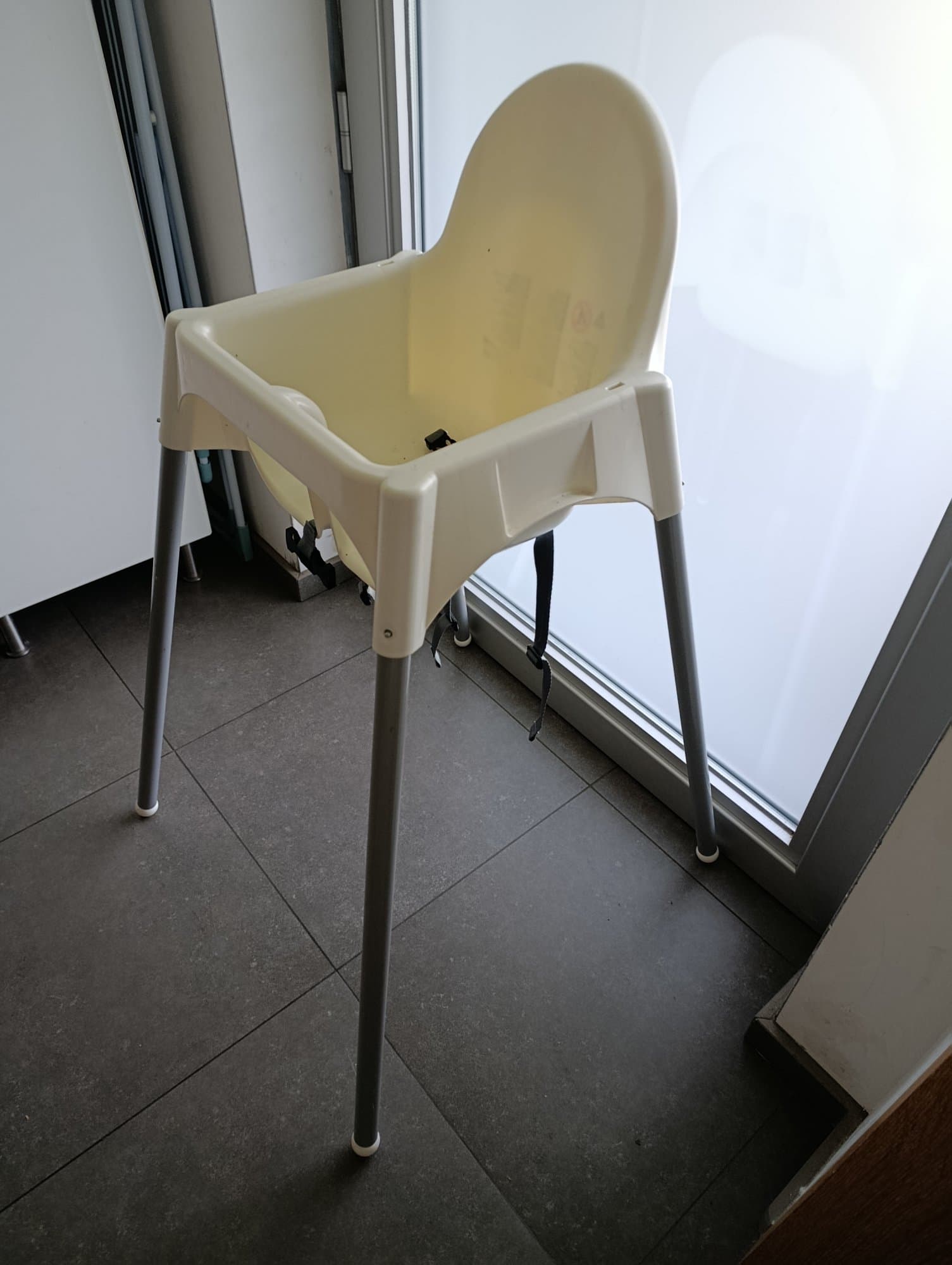 ANTILOP chaise haute avec ceinture, blanc/blanc