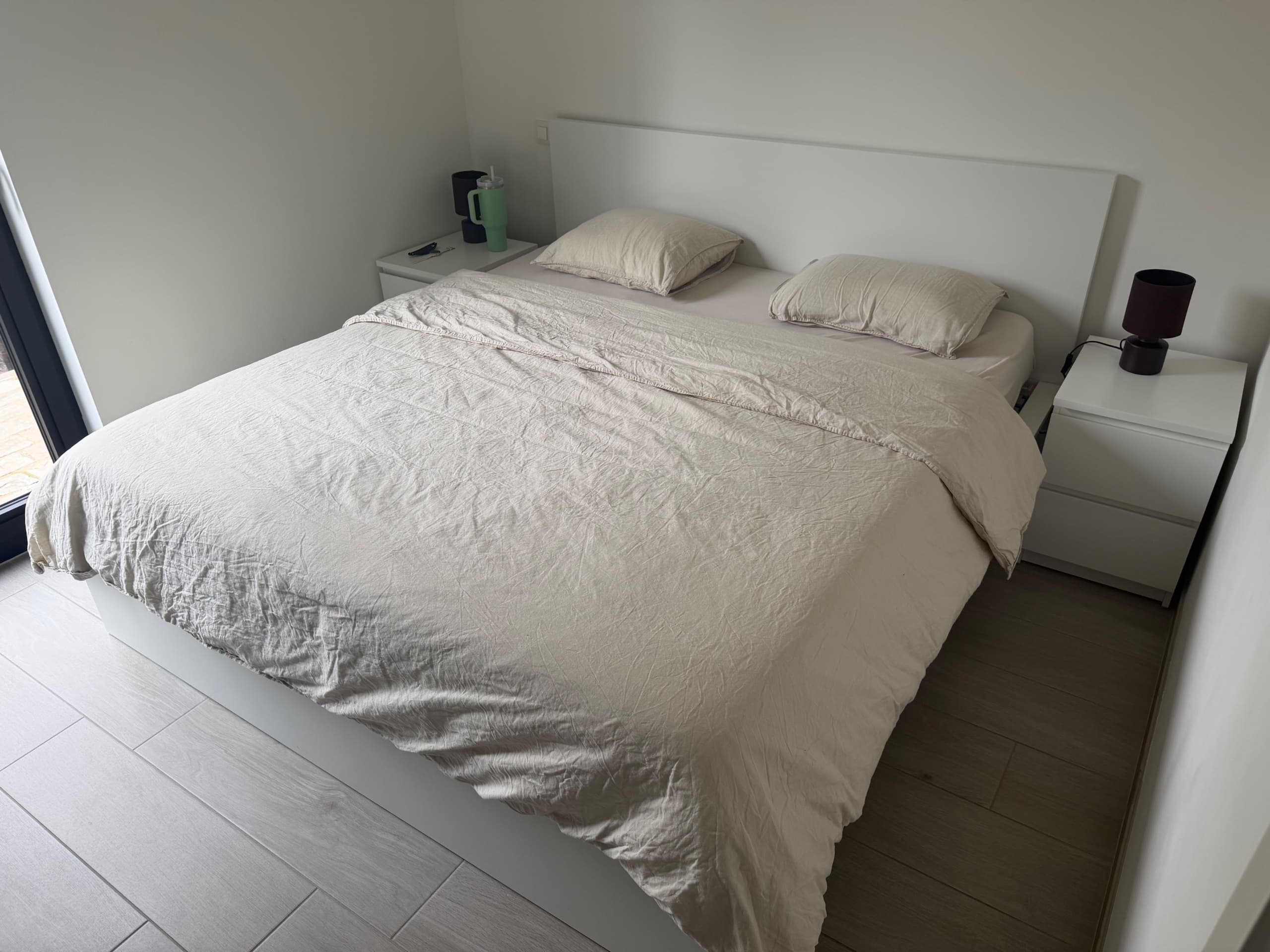MALM bedframe, hoog, met 2 bedlades, wit/Lönset, 180x200 cm