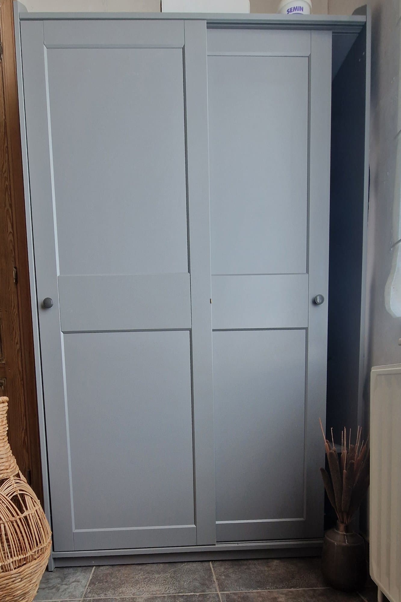 HAUGA schuifdeurkast, wit, 118x55x199 cm