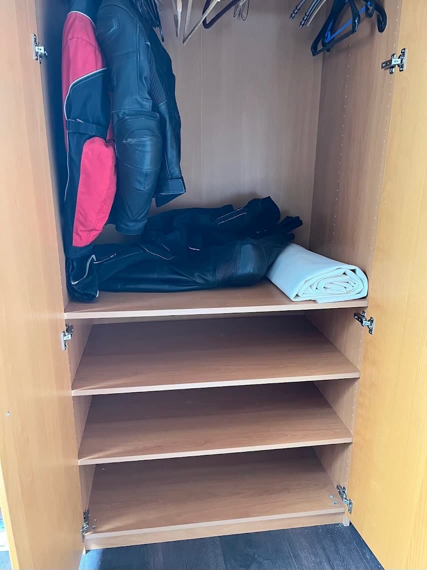 PAX kleerkasten met deuren