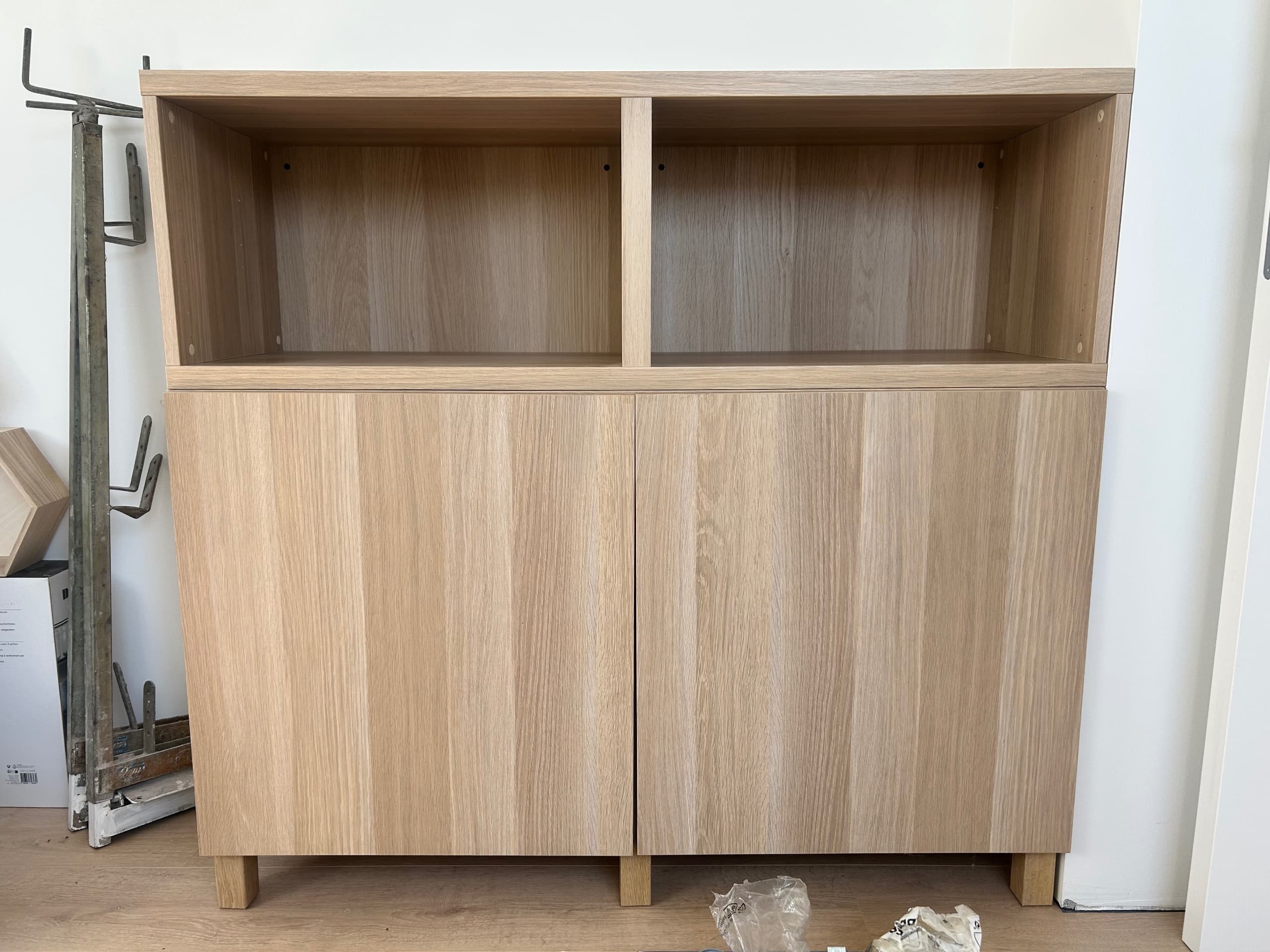 BESTÅ opberger met deuren, wit gelazuurd eikeneffect/Lappviken/Stubbarp wit gelazuurd eikeneffect, 120x42x74 cm