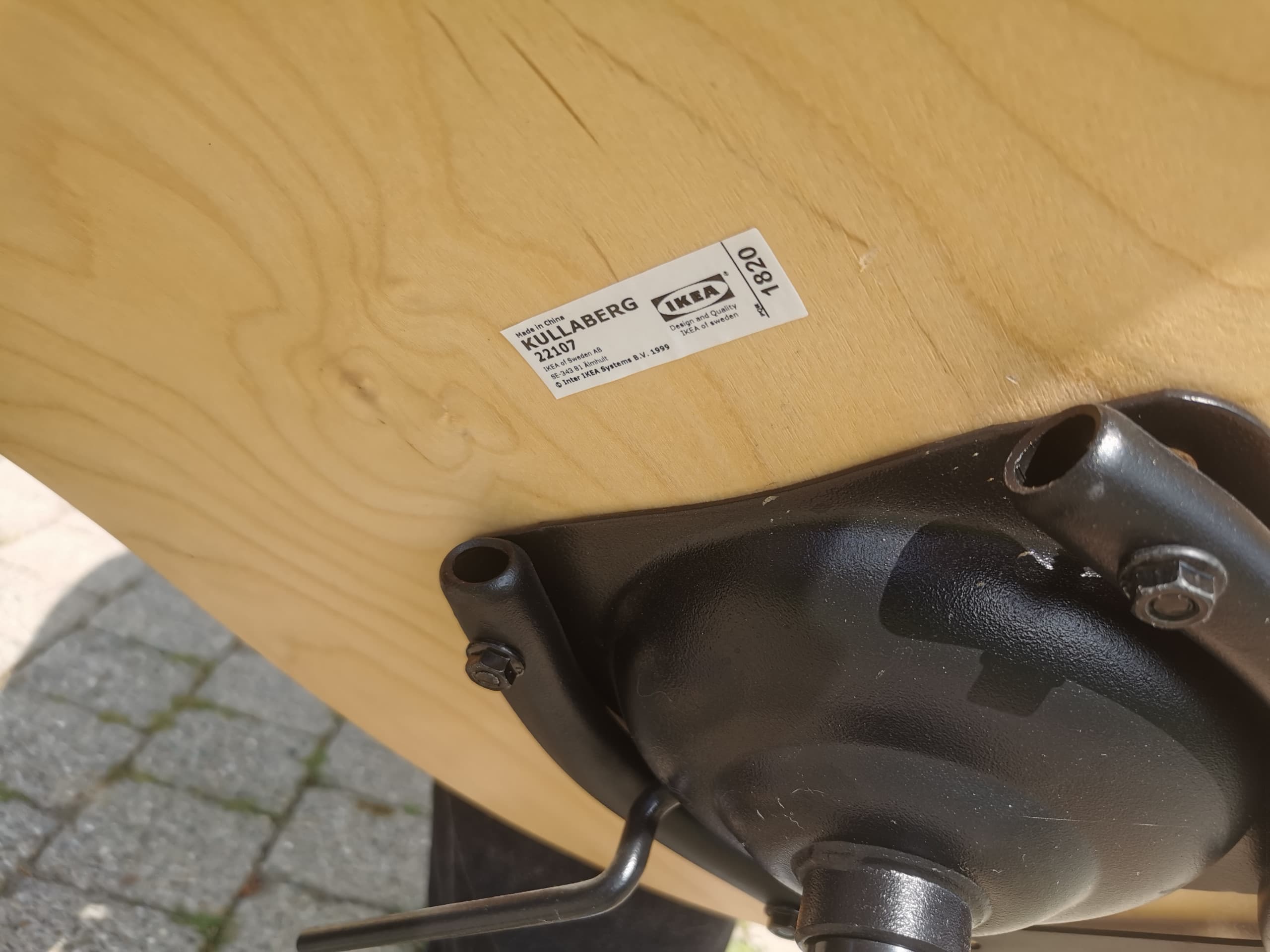 KULLABERG Chaise pivotante, pin, noir