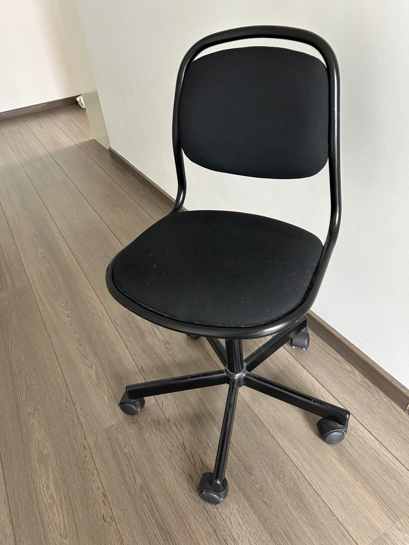 ÖRFJÄLL swivel chair, black/Vissle black
