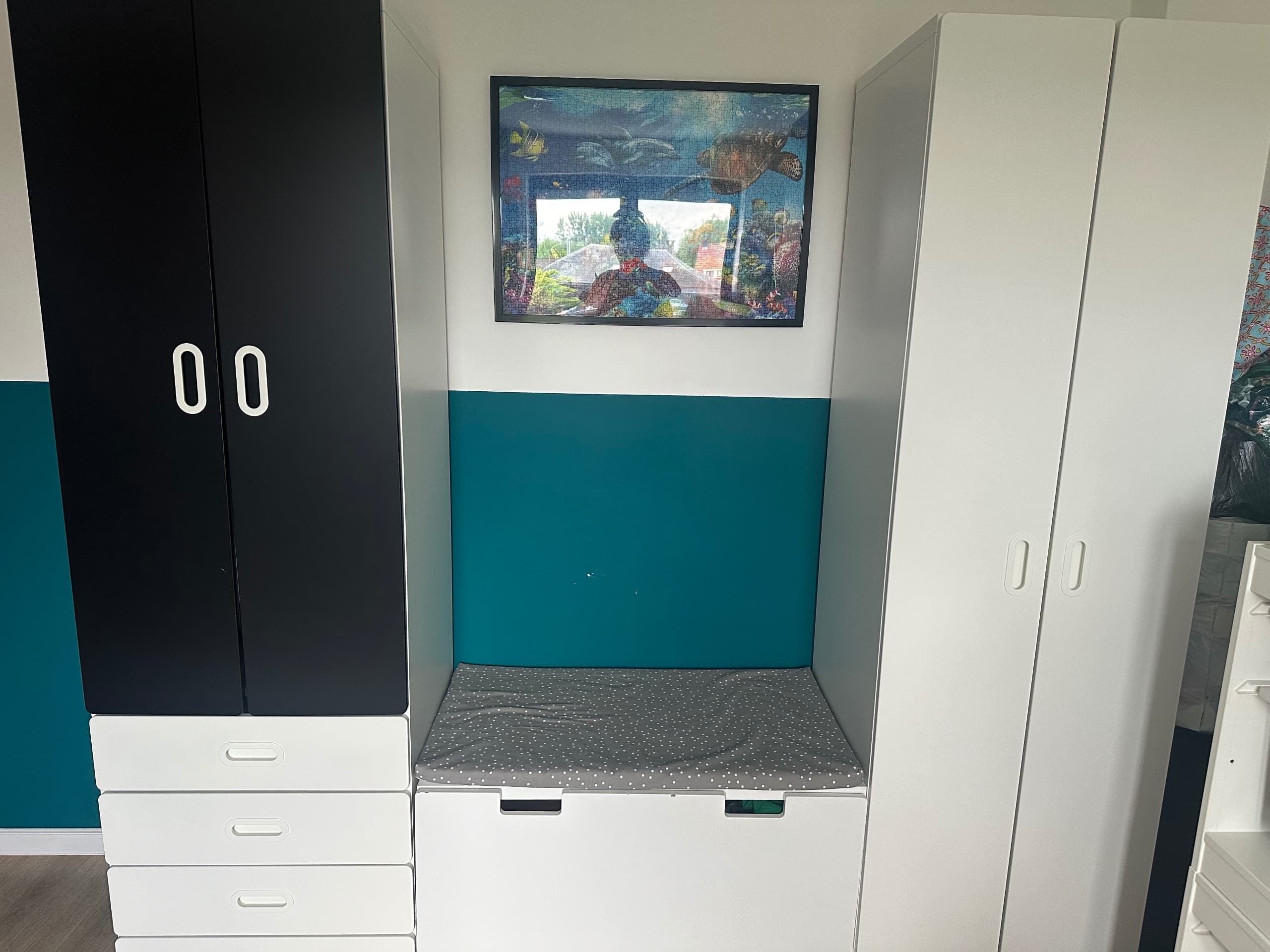SMÅSTAD / PLATSA kledingkast, wit met frame/met 2 lades, 60x57x181 cm