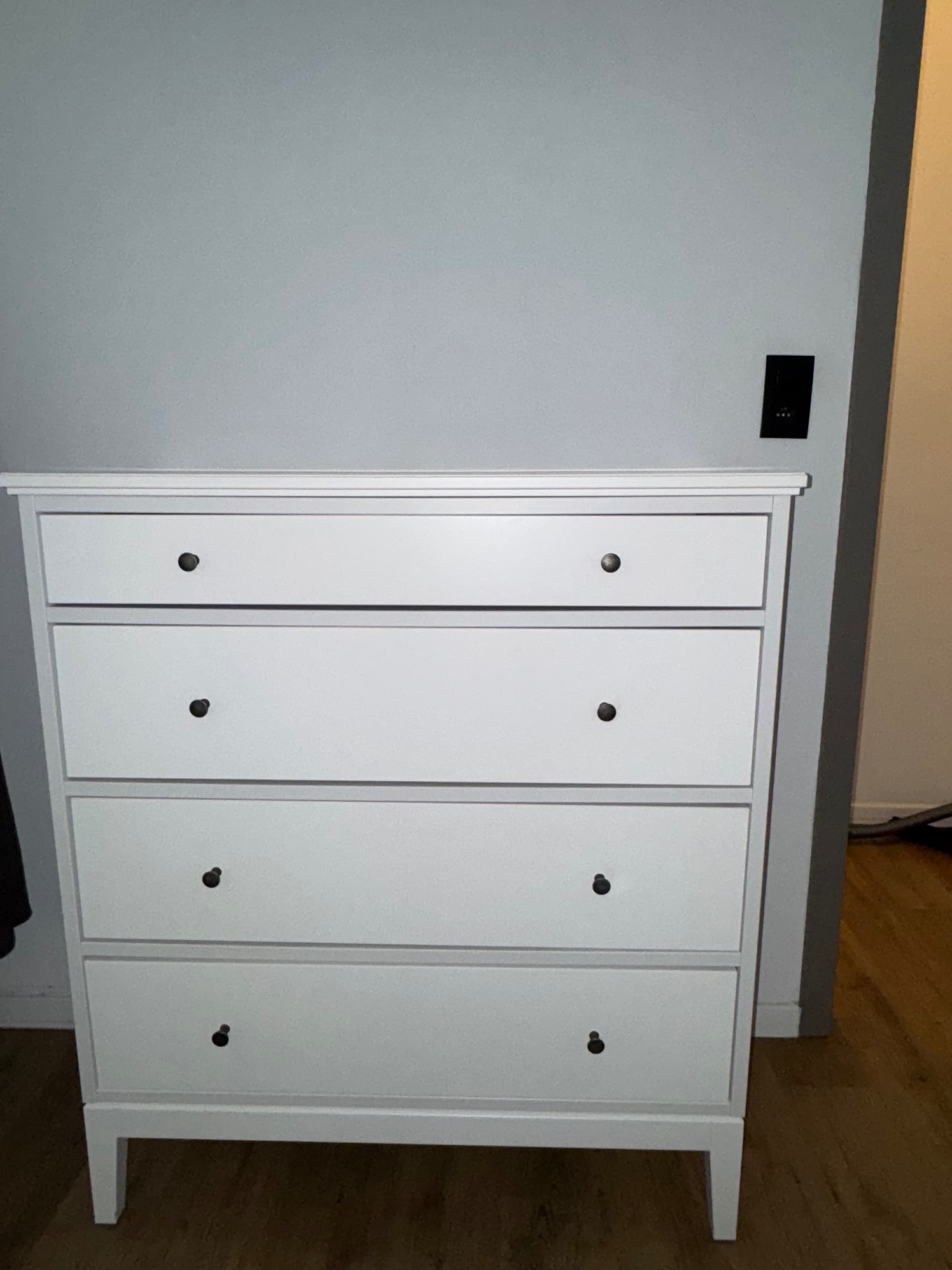 Commodes