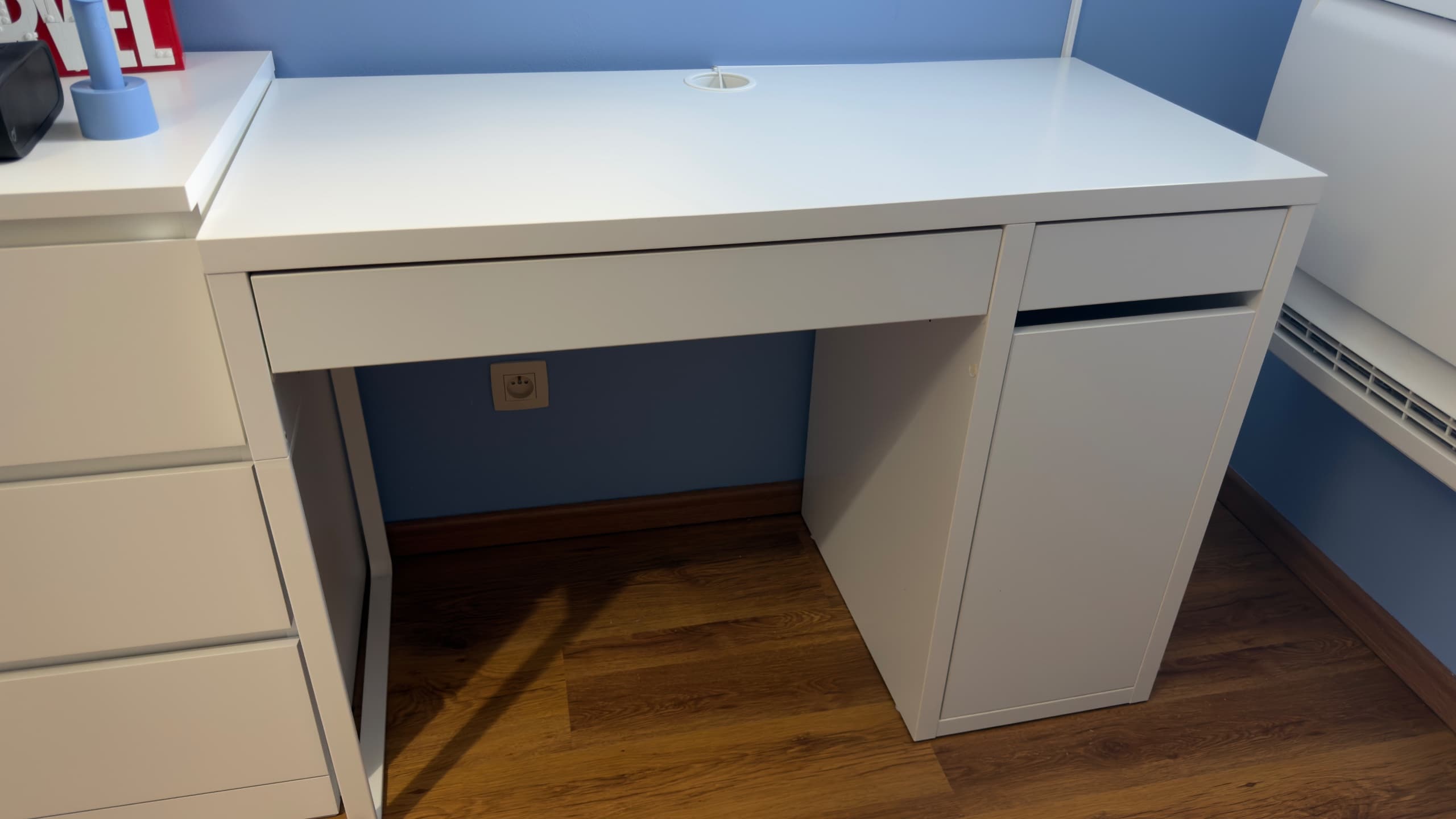 MICKE Bureau, wit, 105x50 cm. Koop hier