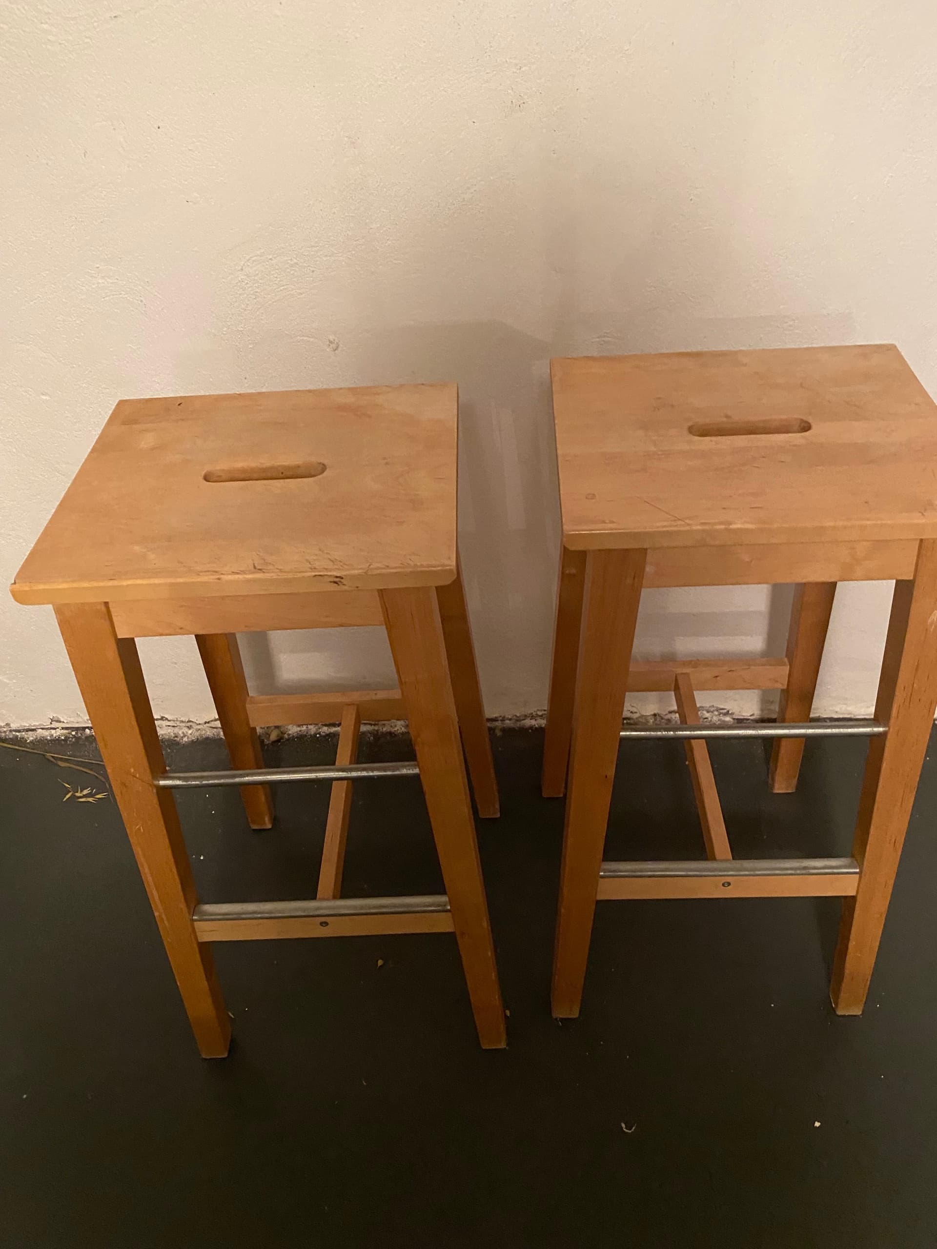TABOURET DE BAR
