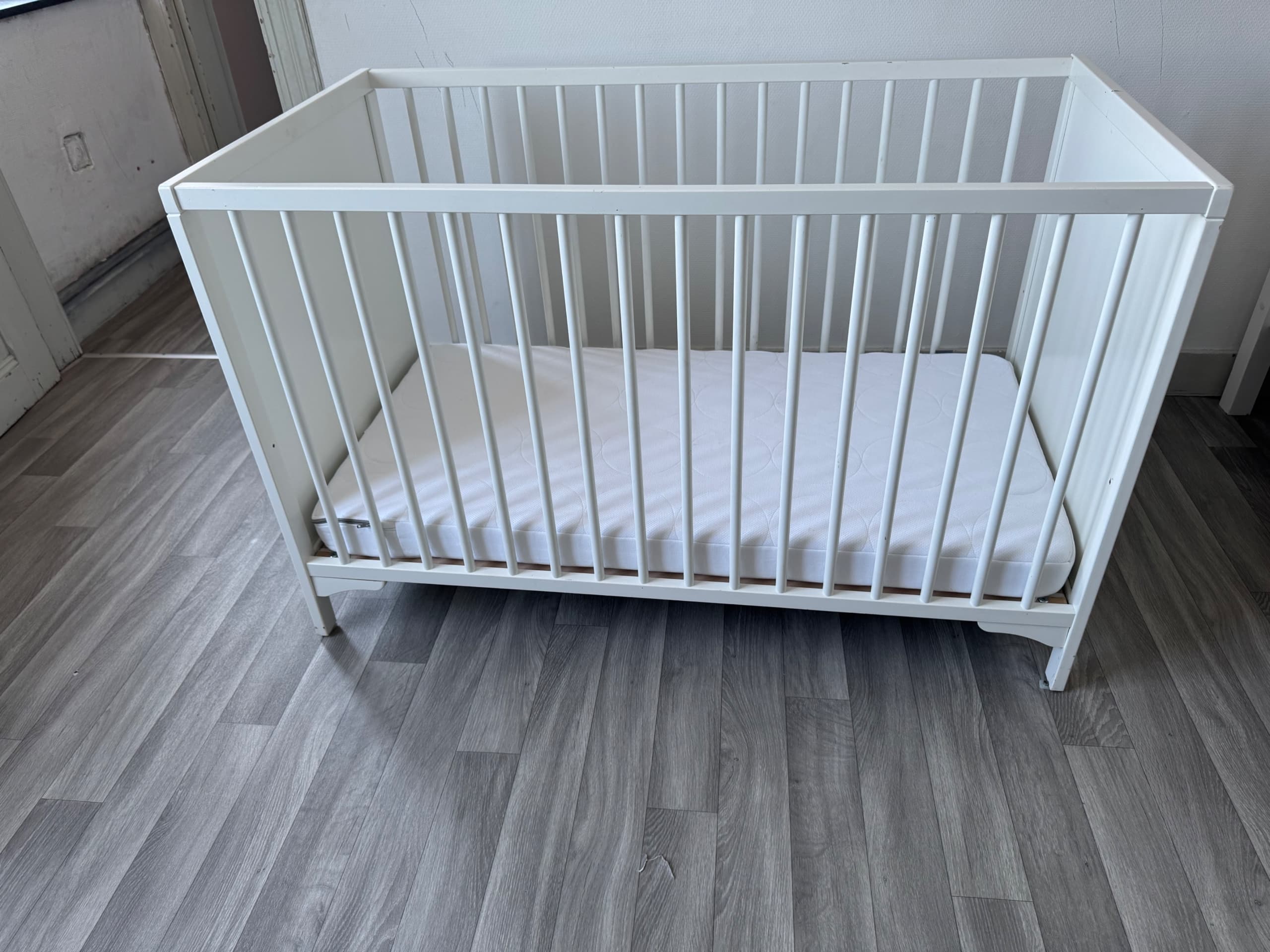 LEN drap housse pour lit bébé, blanc beige/motif à pois motif lapin, 60x120 cm