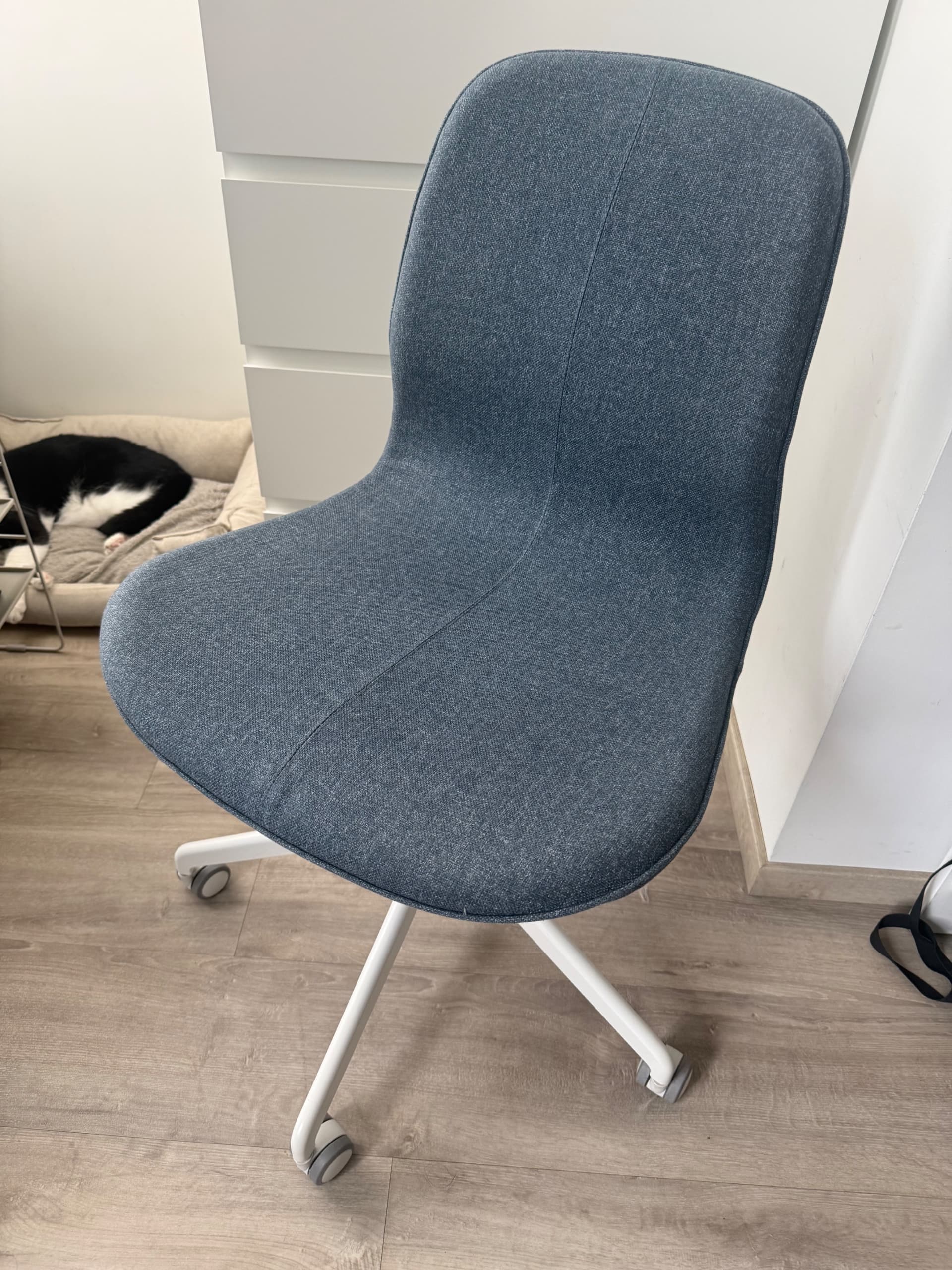 LÅNGFJÄLL vergaderstoel, Gunnared blauw/wit