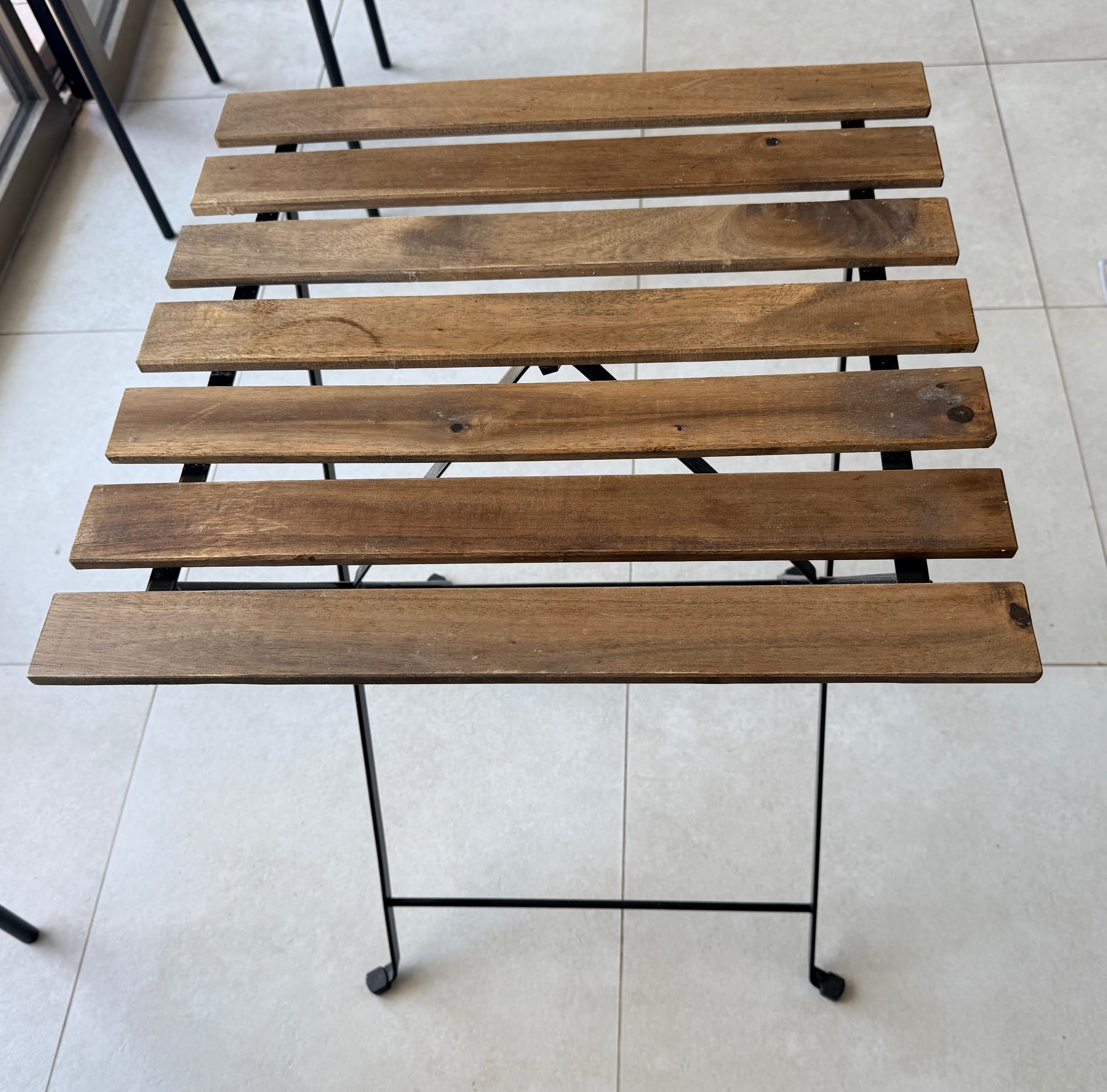 TÄRNÖ Tafel, buiten, zwart acacia, staal grijsbruin gelazuurd lichtbruin gelazuurd