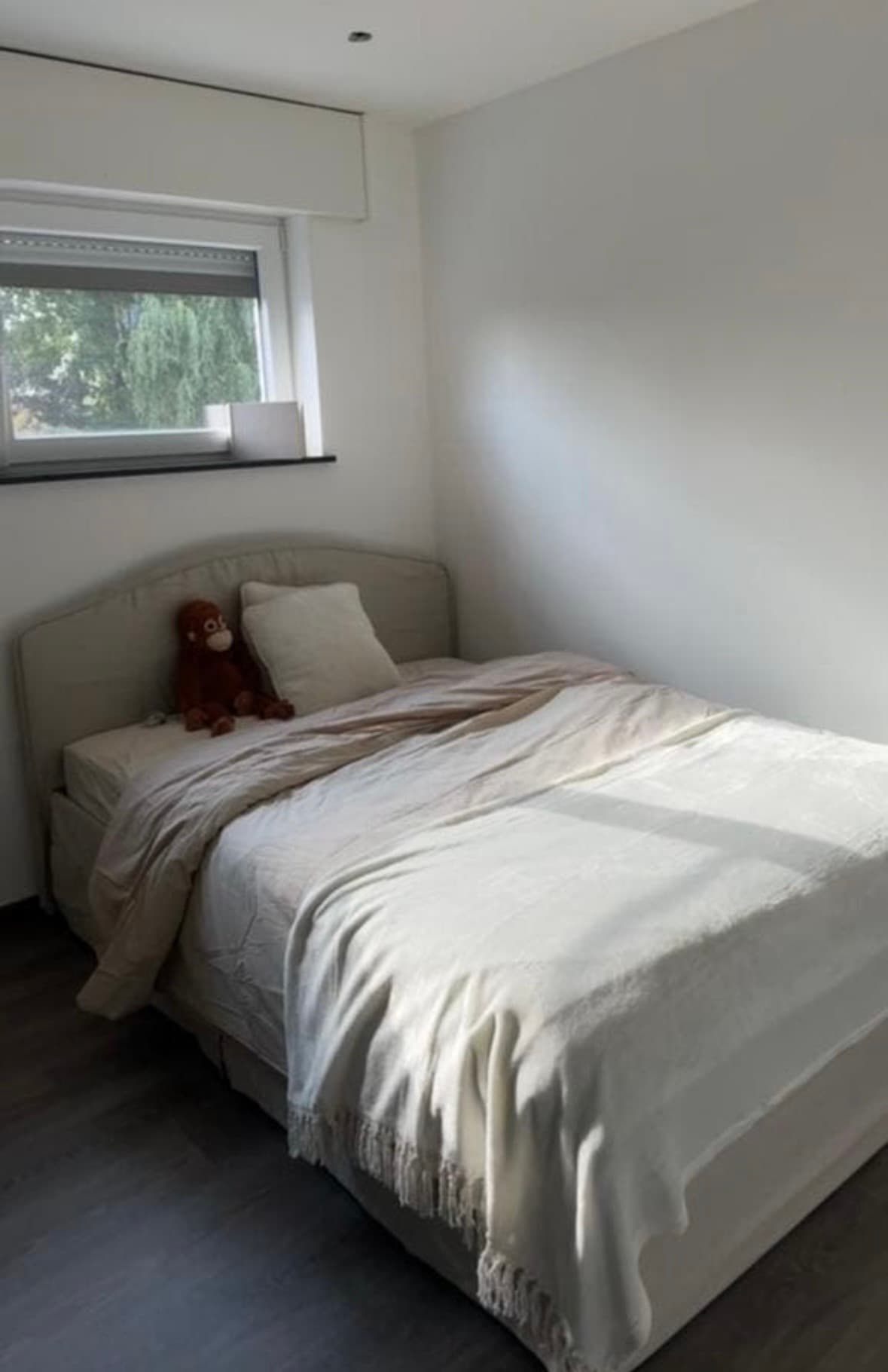 RAMNEFJÄLL upholstered bed frame, Kilanda light beige/Luröy, 160x200 cm