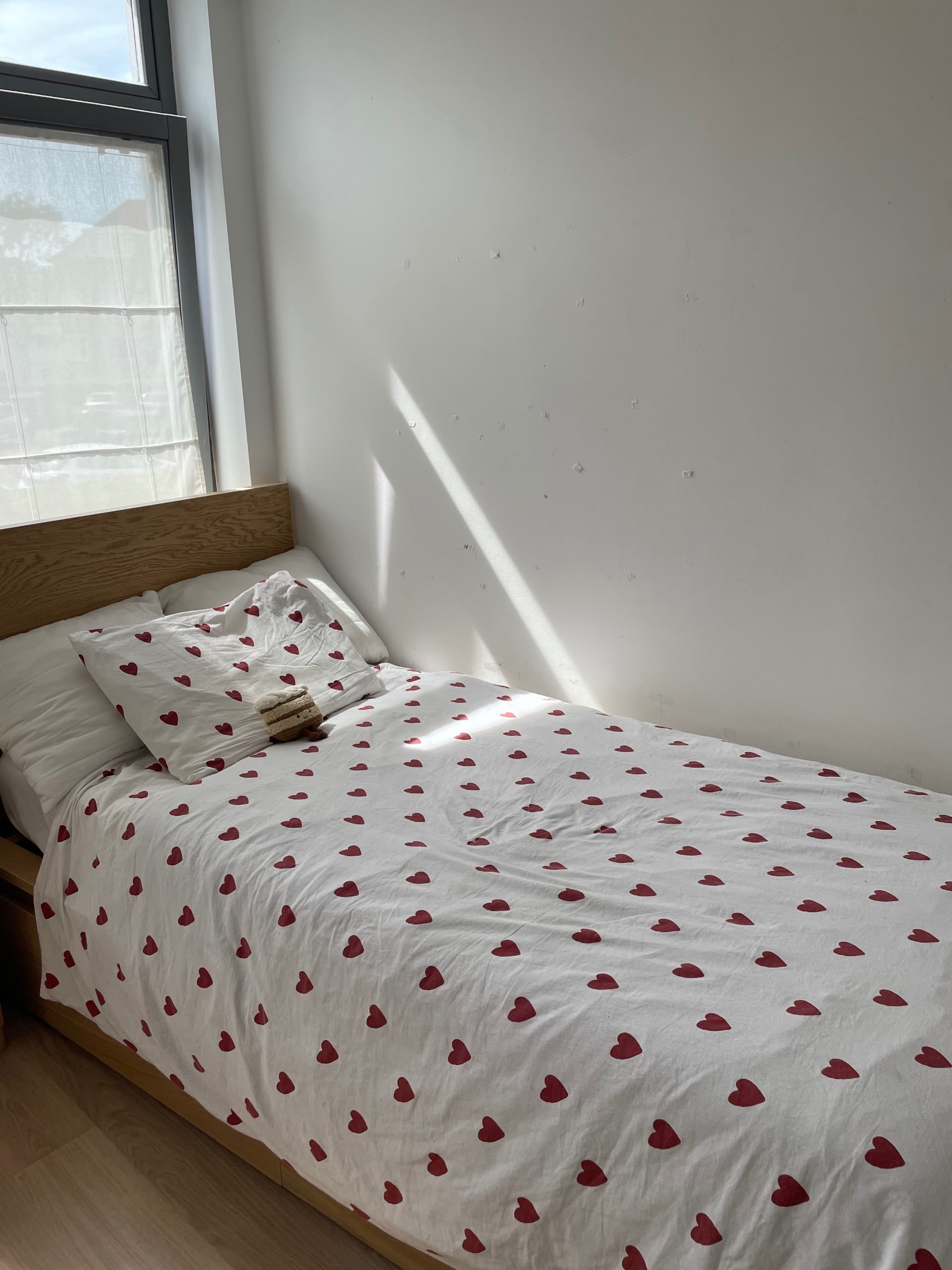 MALM bedframe, hoog, met 2 bedlades, wit gelazuurd eikenfineer/Lönset, 90x200 cm