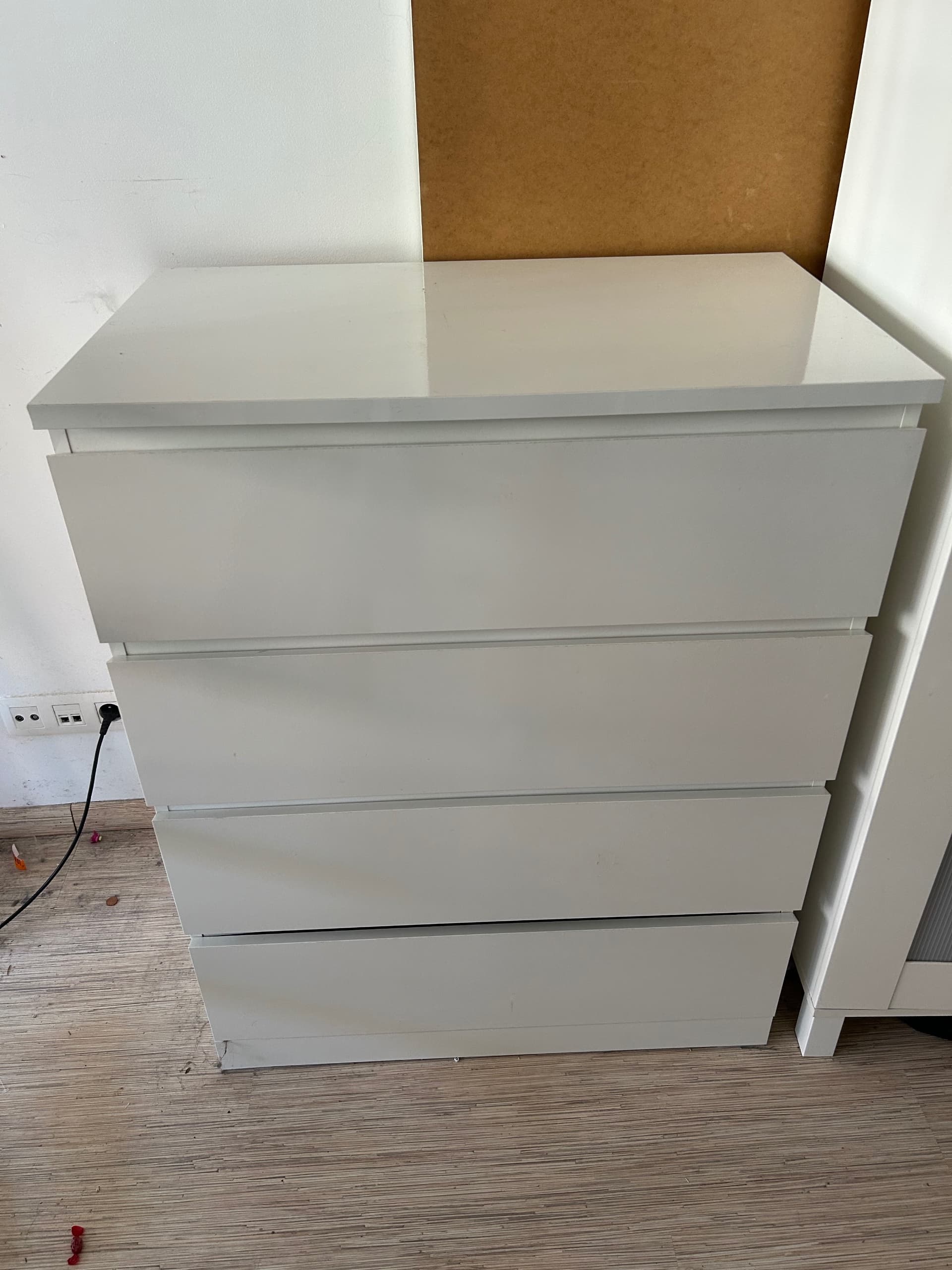 MALM ladekast met 4 lades, hoogglans wit, 80x100 cm