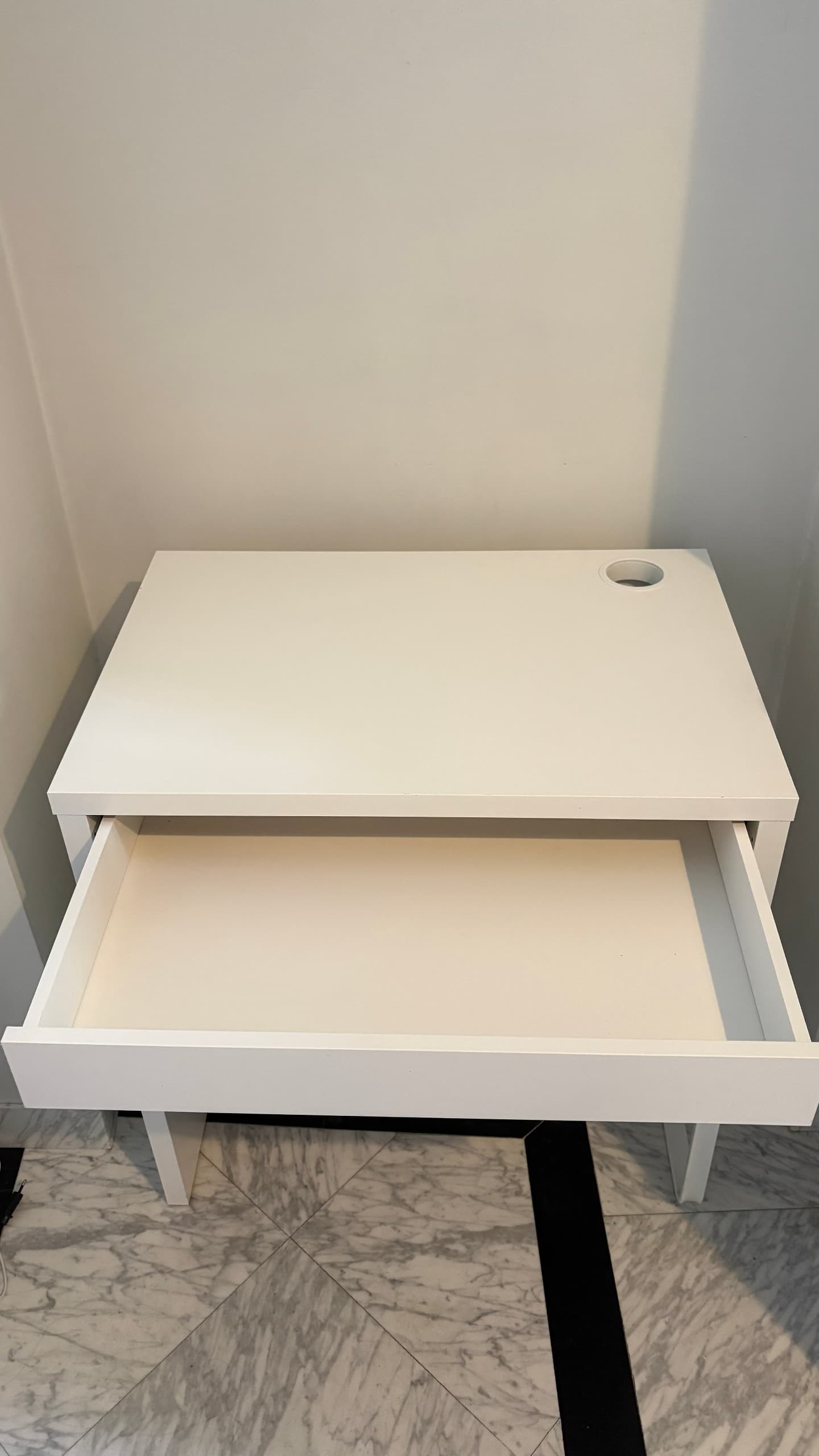 MICKE Bureau, blanc, 73x50 cm