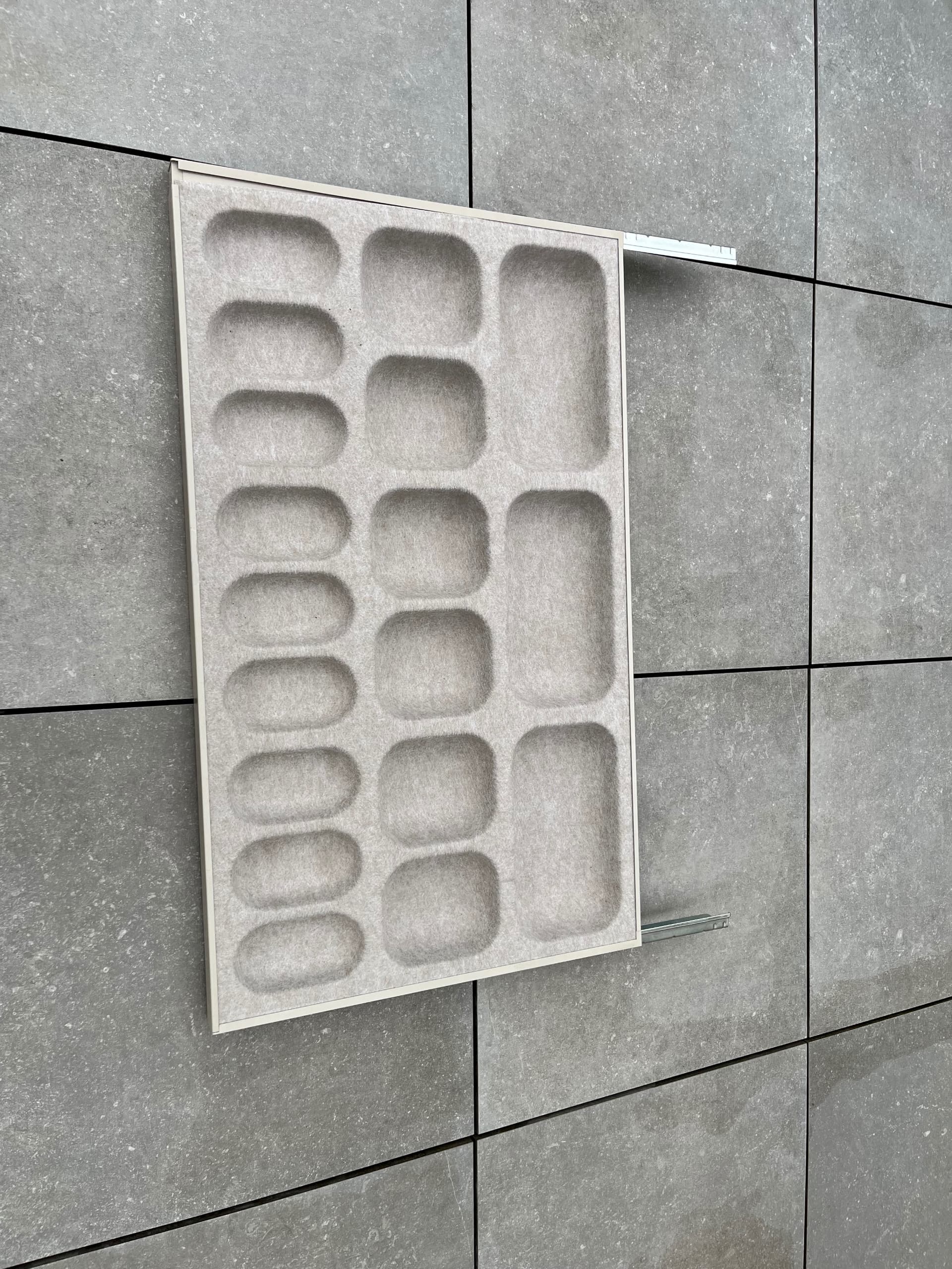 KOMPLEMENT MET INLEG uittrekbare plank met inzet, wit gelazuurd eikeneffect, 50x58 cm