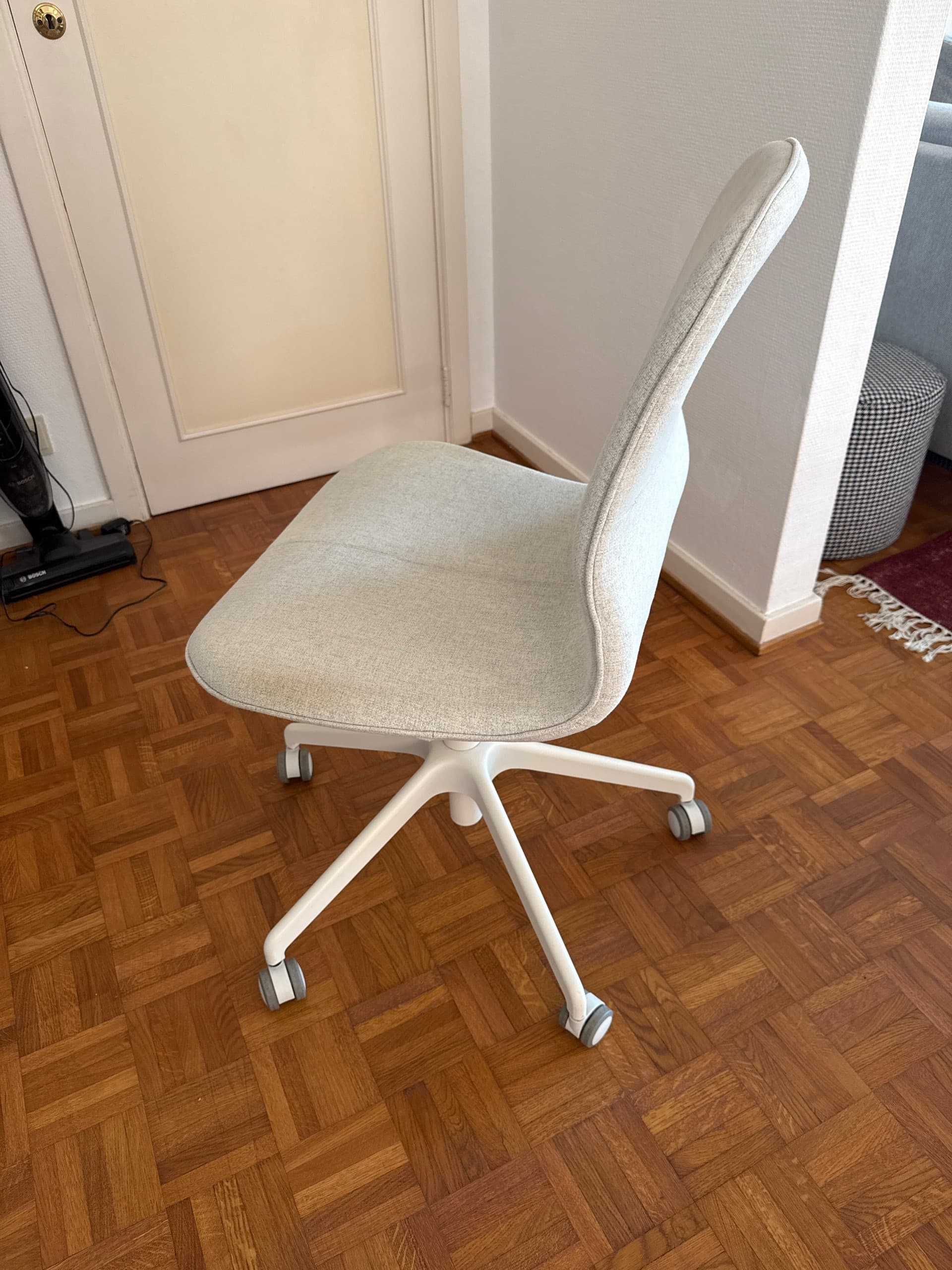 LÅNGFJÄLL vergaderstoel, Gunnared beige/wit