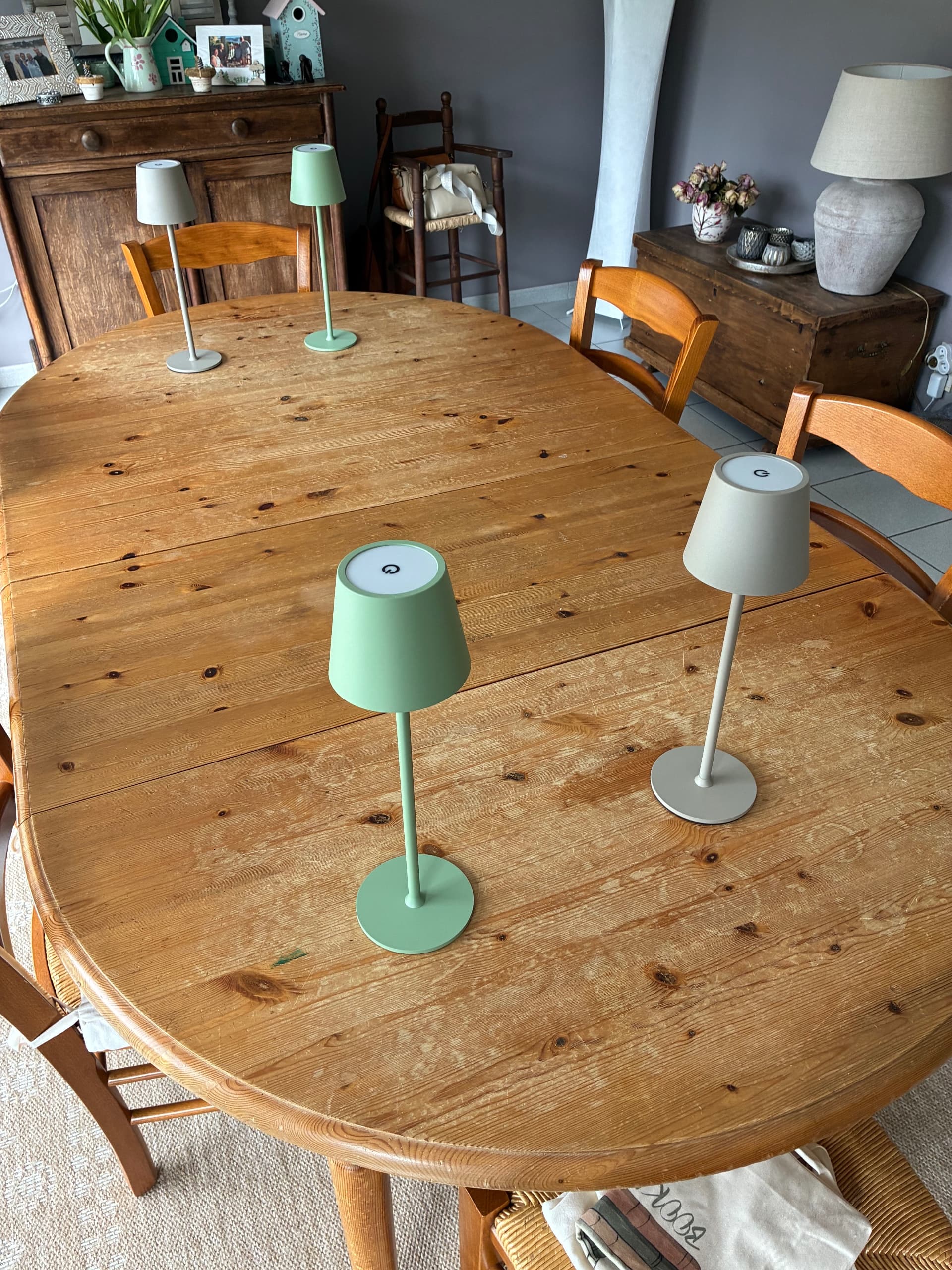 Tables à manger 8 personnes