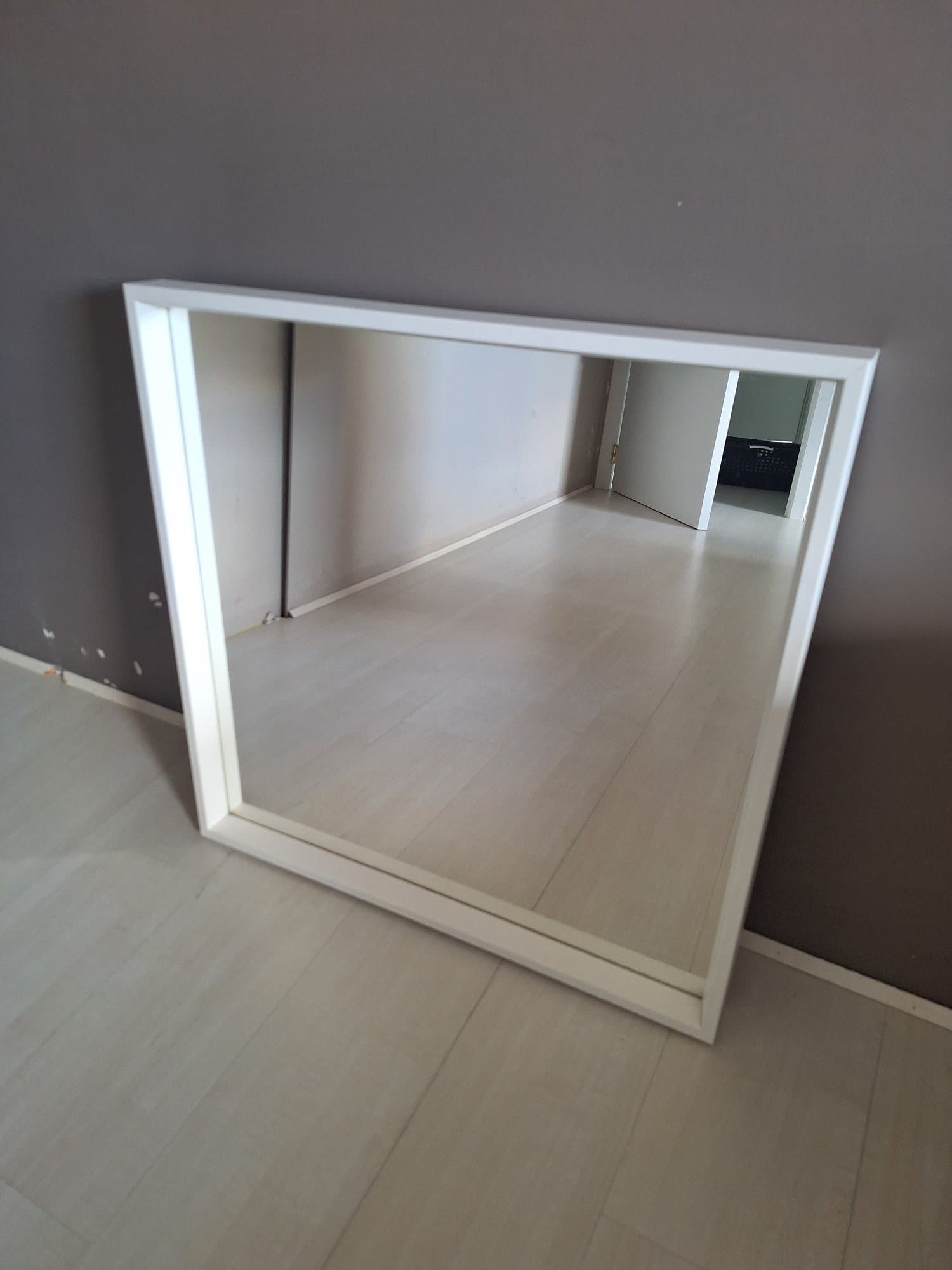 NISSEDAL Spiegel, zwart, 65x65 cm
