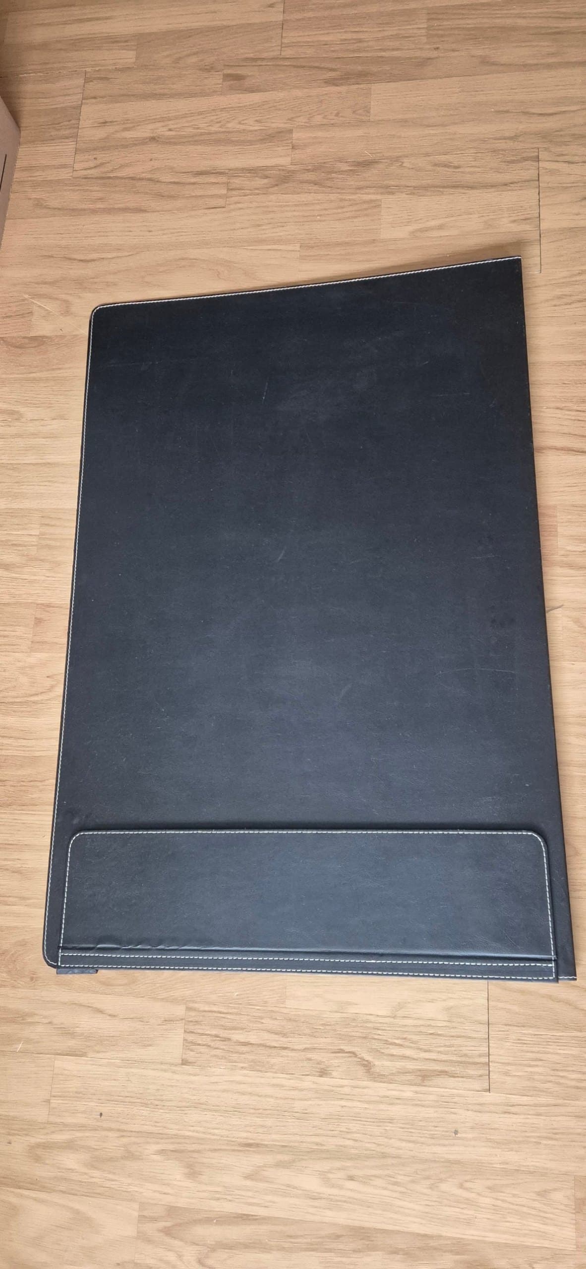 RISSLA desk pad, black